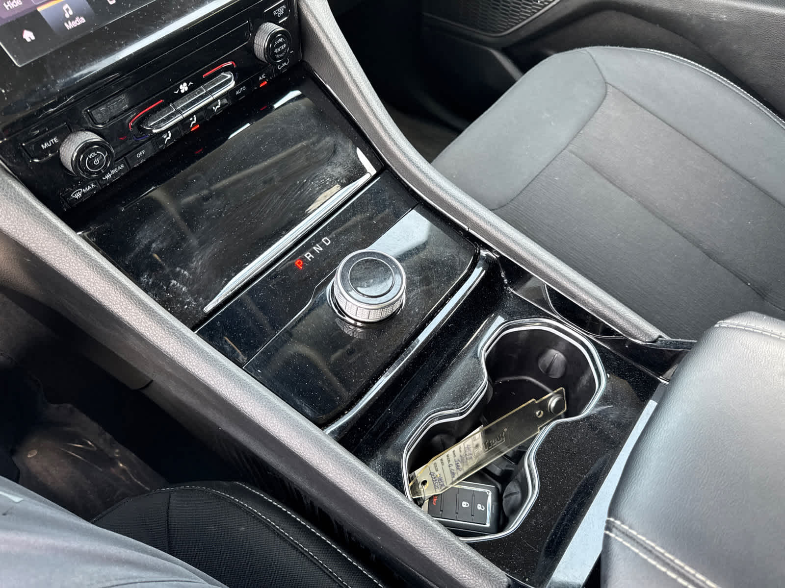 used 2022 Jeep Grand Cherokee car, priced at $31,505