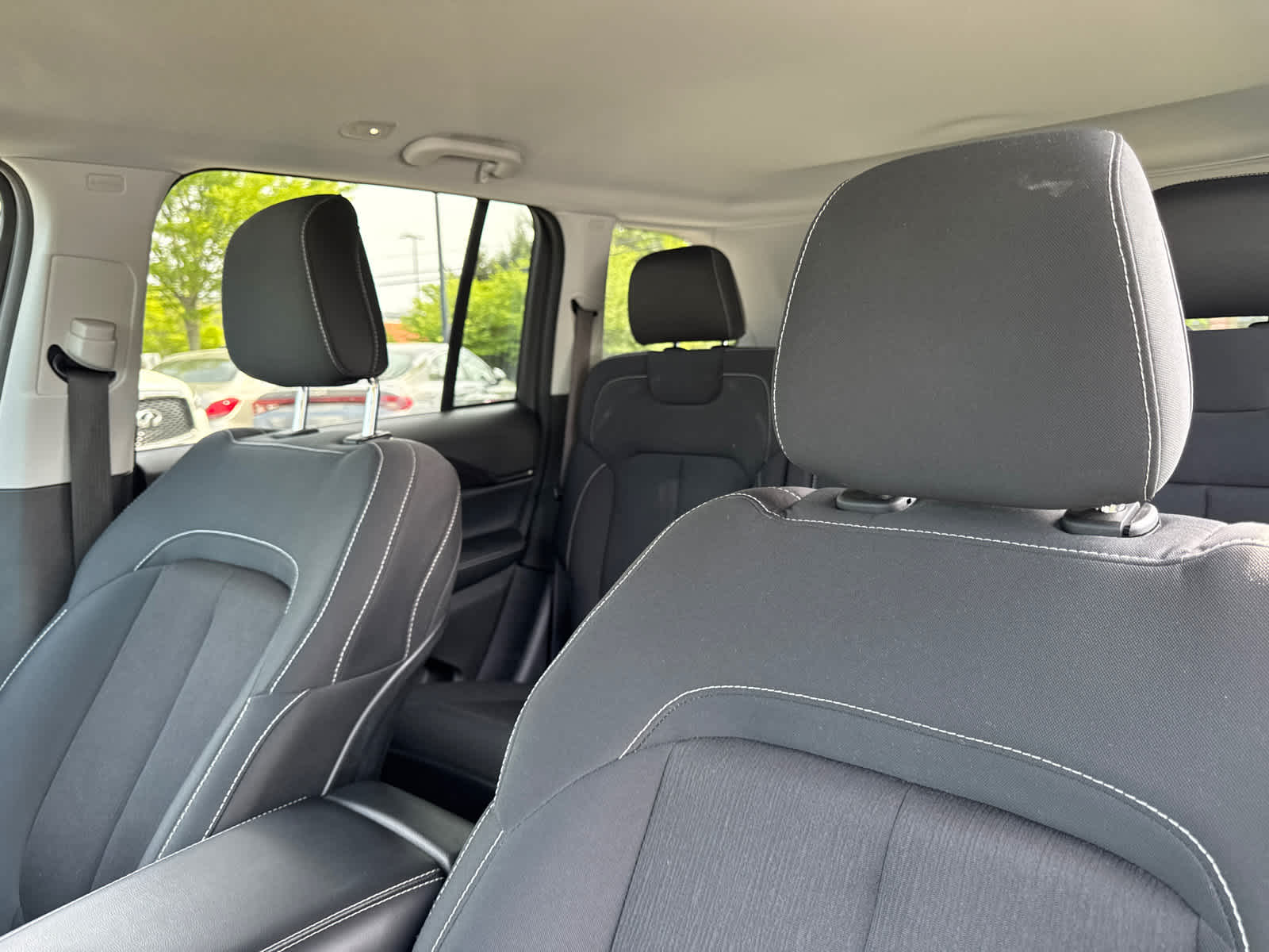 used 2022 Jeep Grand Cherokee car, priced at $31,505