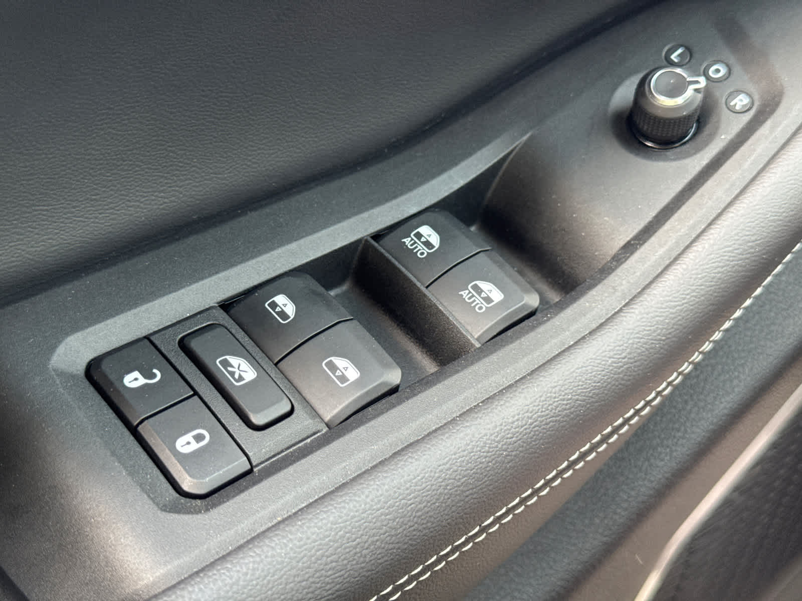 used 2022 Jeep Grand Cherokee car, priced at $31,505