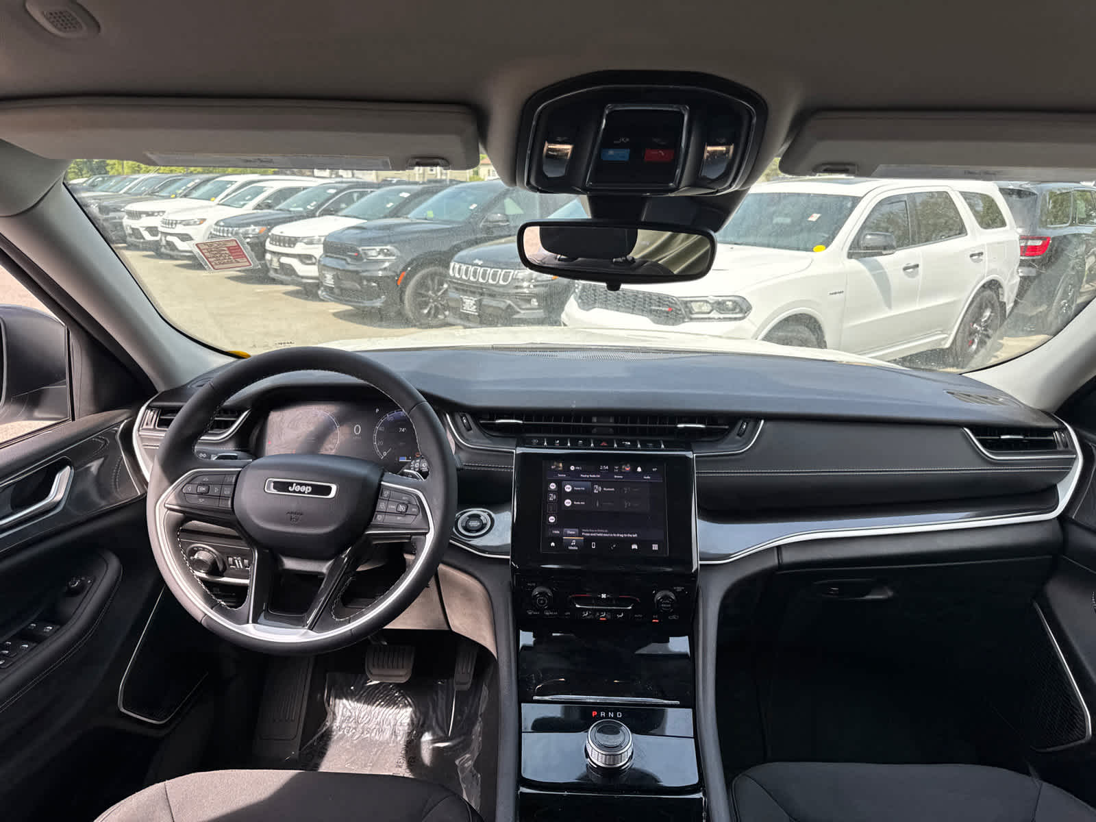 used 2022 Jeep Grand Cherokee car, priced at $31,505