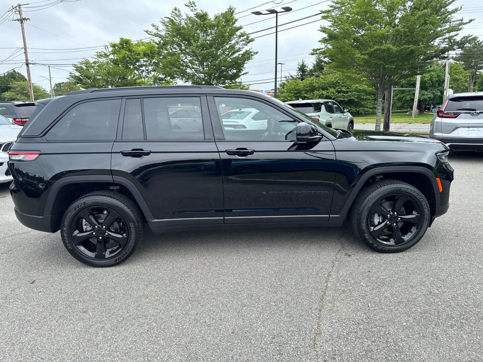 used 2023 Jeep Grand Cherokee car, priced at $36,100
