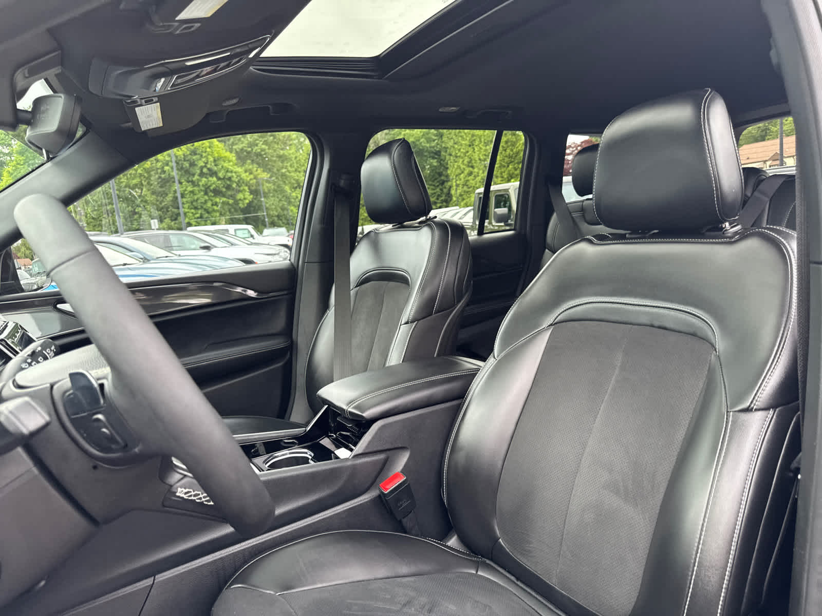 used 2023 Jeep Grand Cherokee car, priced at $36,100