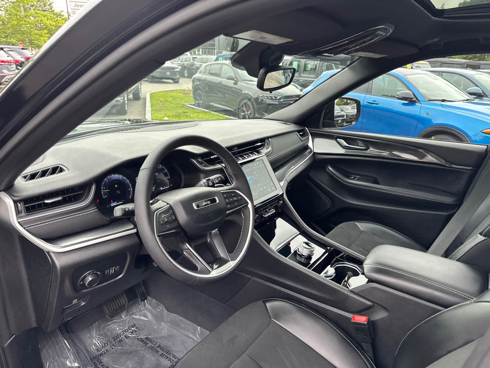 used 2023 Jeep Grand Cherokee car, priced at $36,100