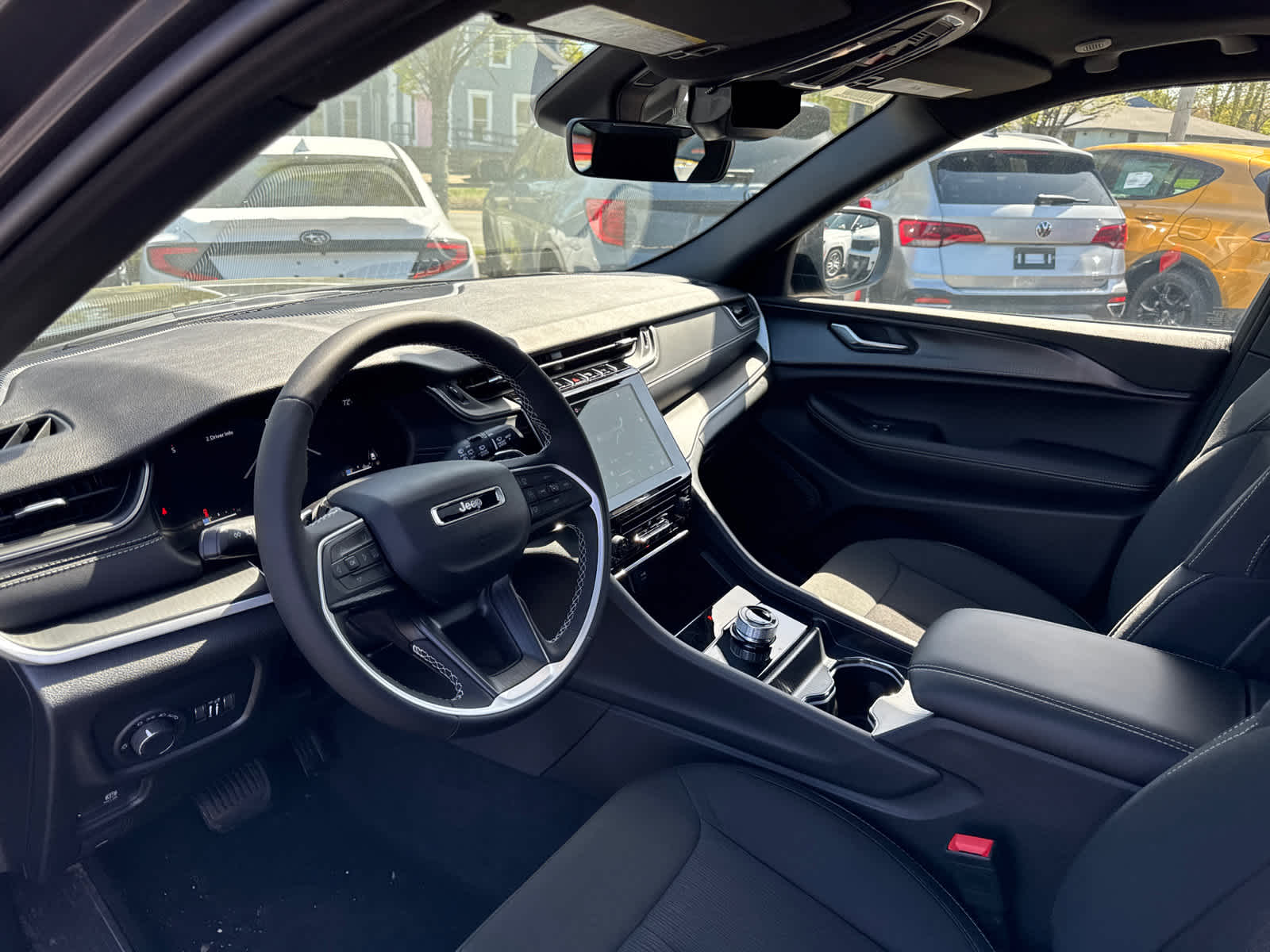 new 2025 Jeep Grand Cherokee car, priced at $36,404
