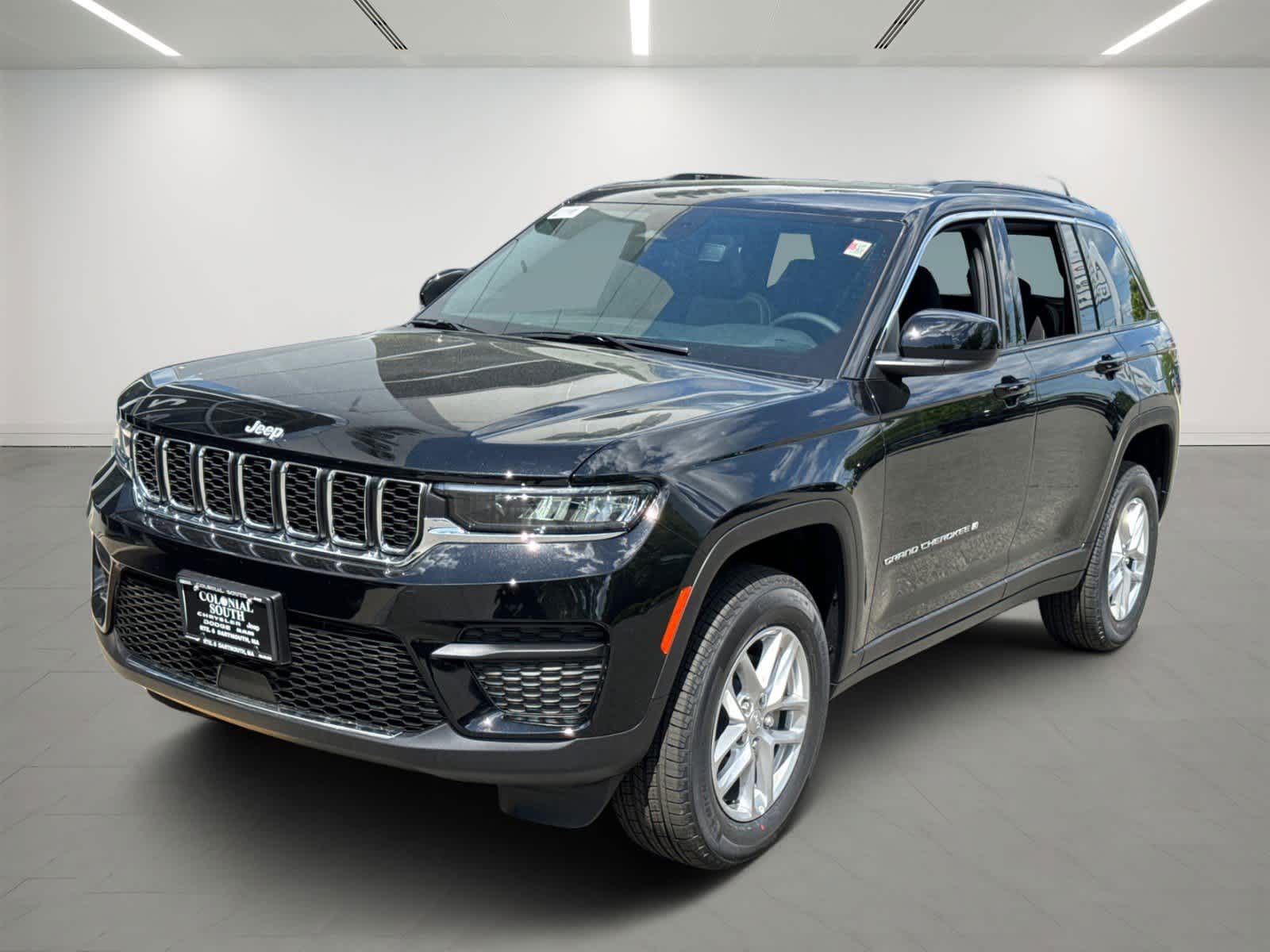 new 2024 Jeep Grand Cherokee car, priced at $38,576