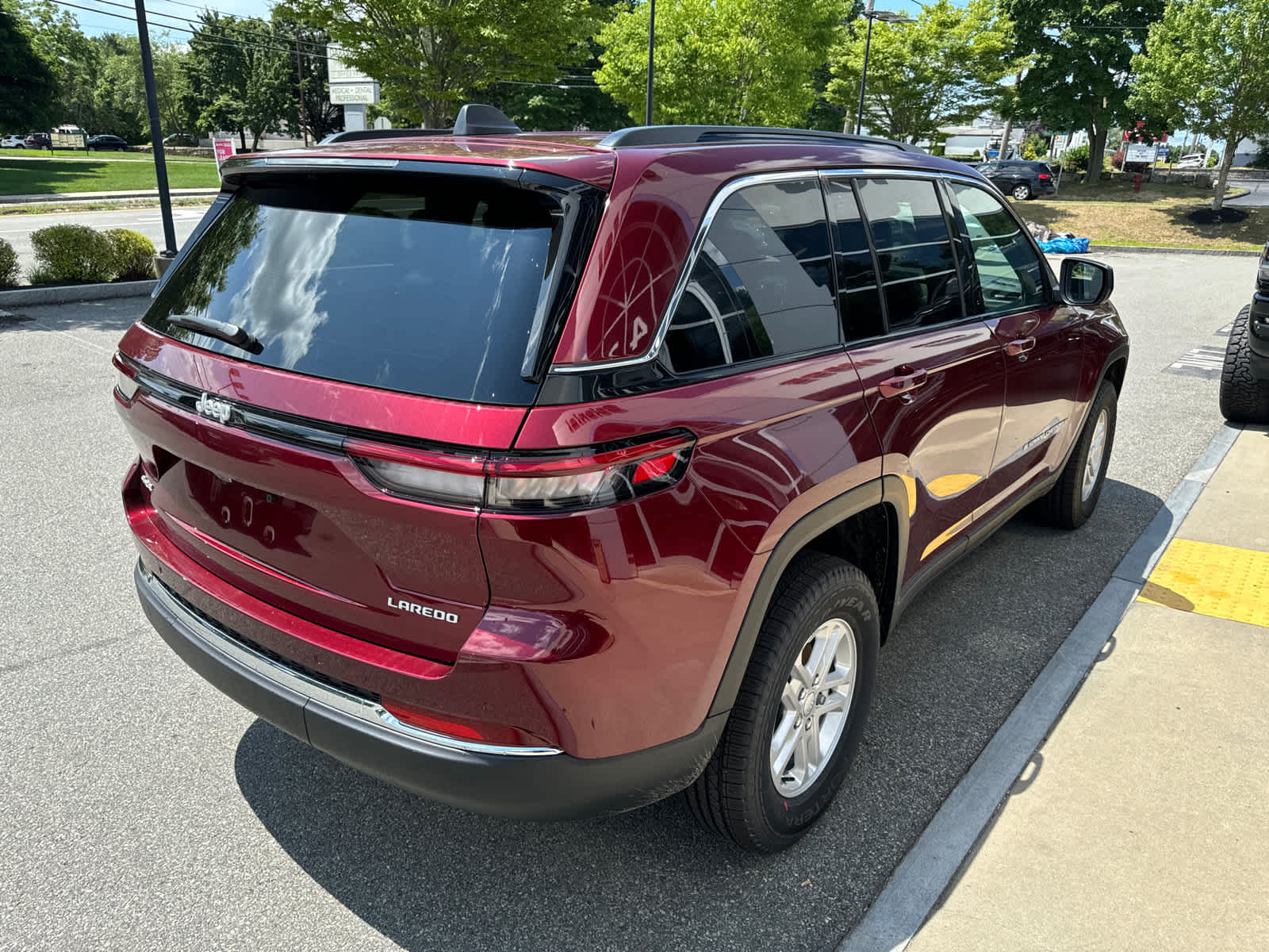 new 2024 Jeep Grand Cherokee car, priced at $34,913