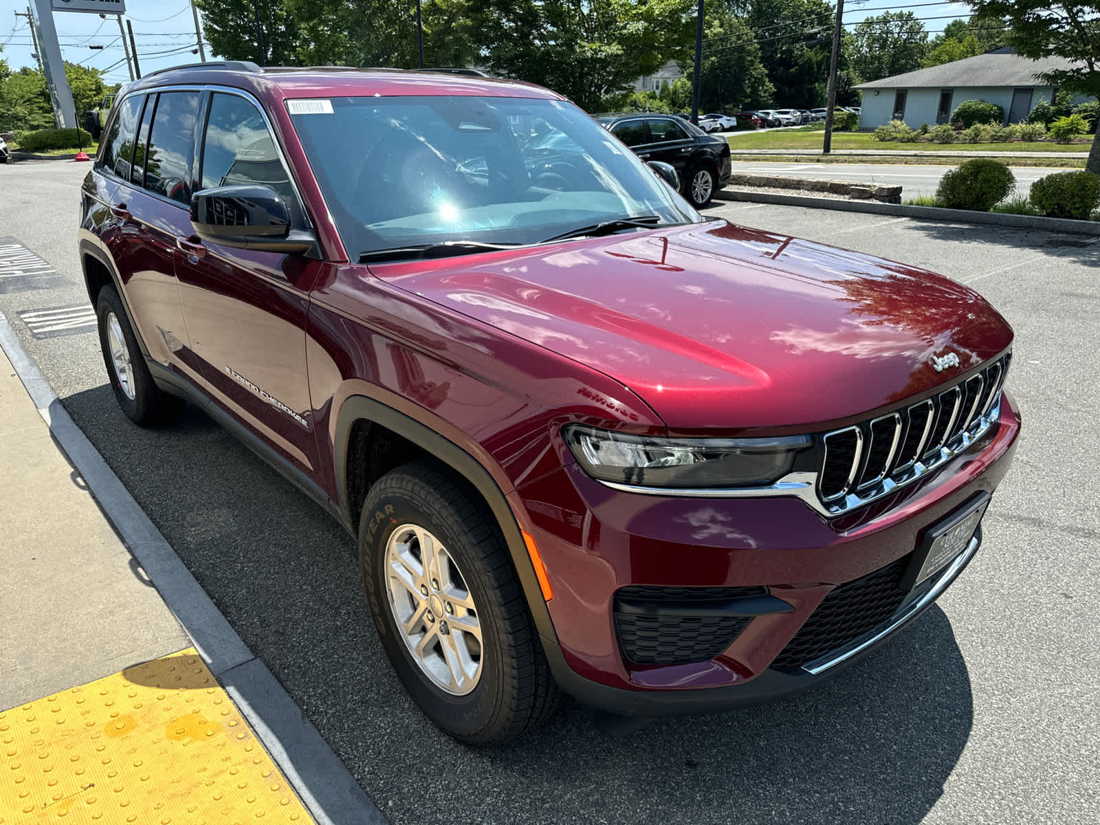 new 2024 Jeep Grand Cherokee car, priced at $34,913