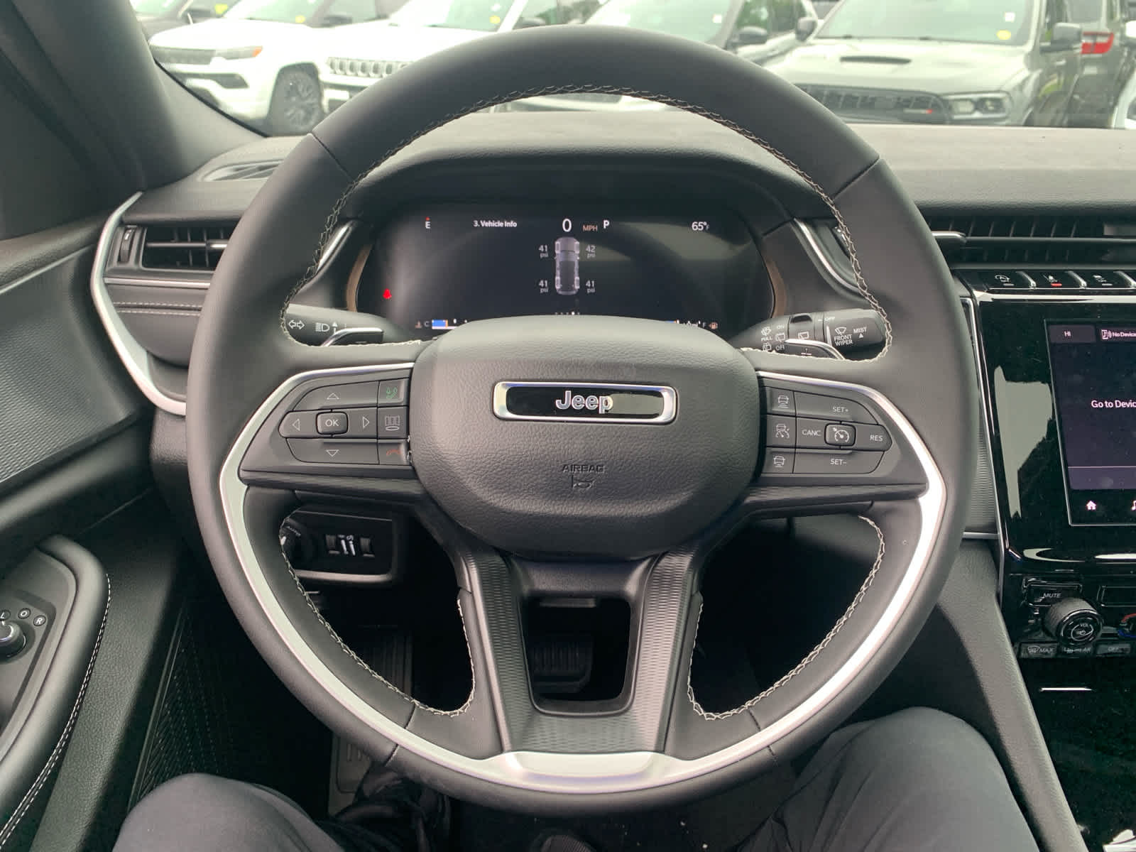 new 2025 Jeep Grand Cherokee car, priced at $35,751