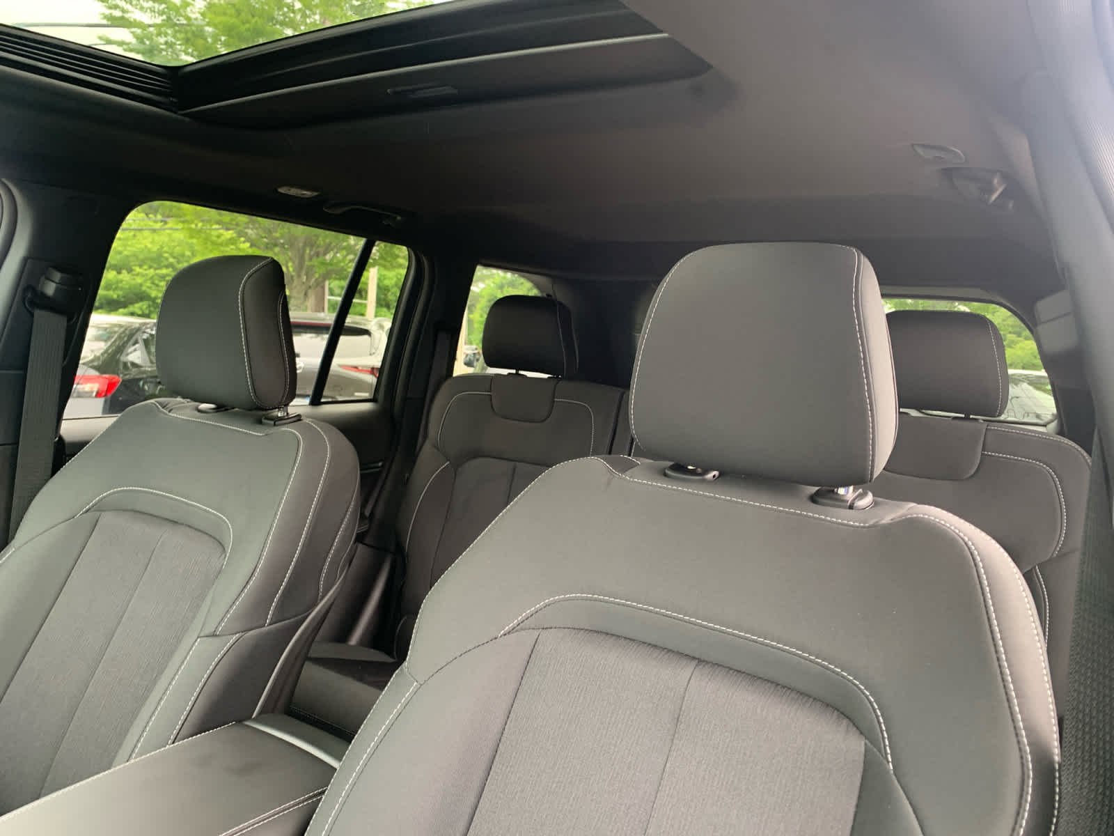 new 2025 Jeep Grand Cherokee car, priced at $35,751