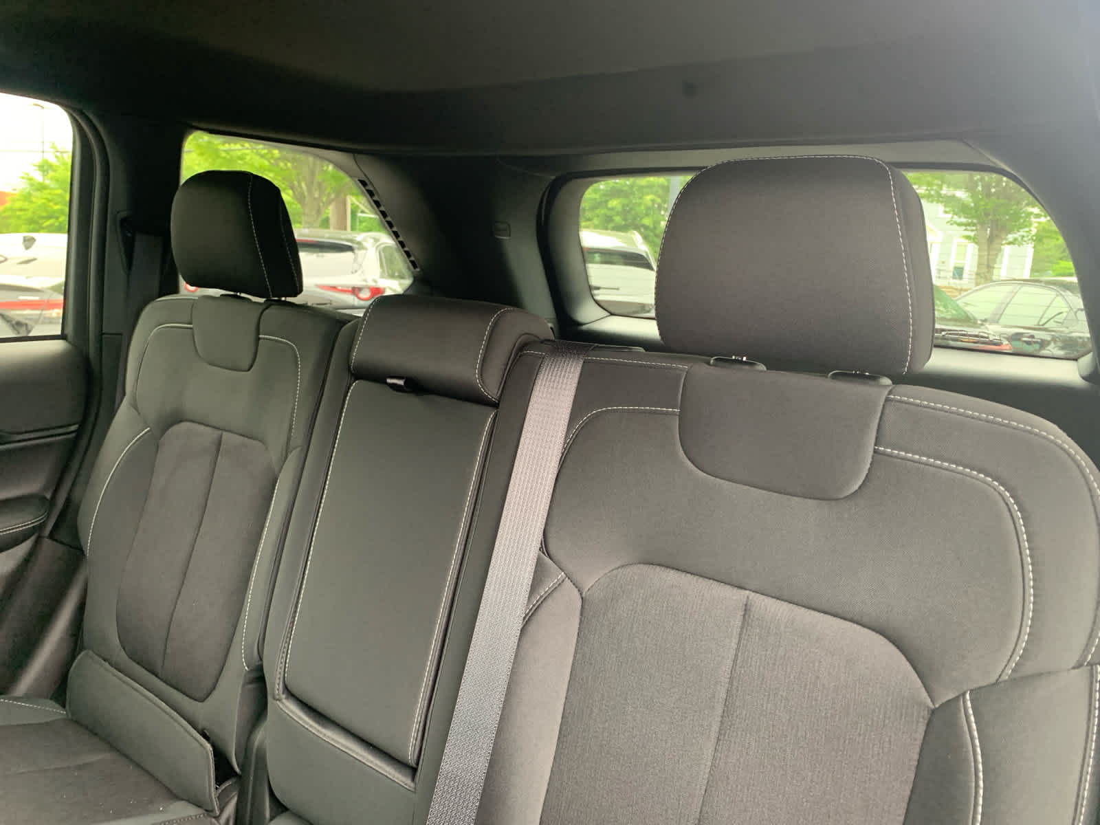 new 2025 Jeep Grand Cherokee car, priced at $35,751