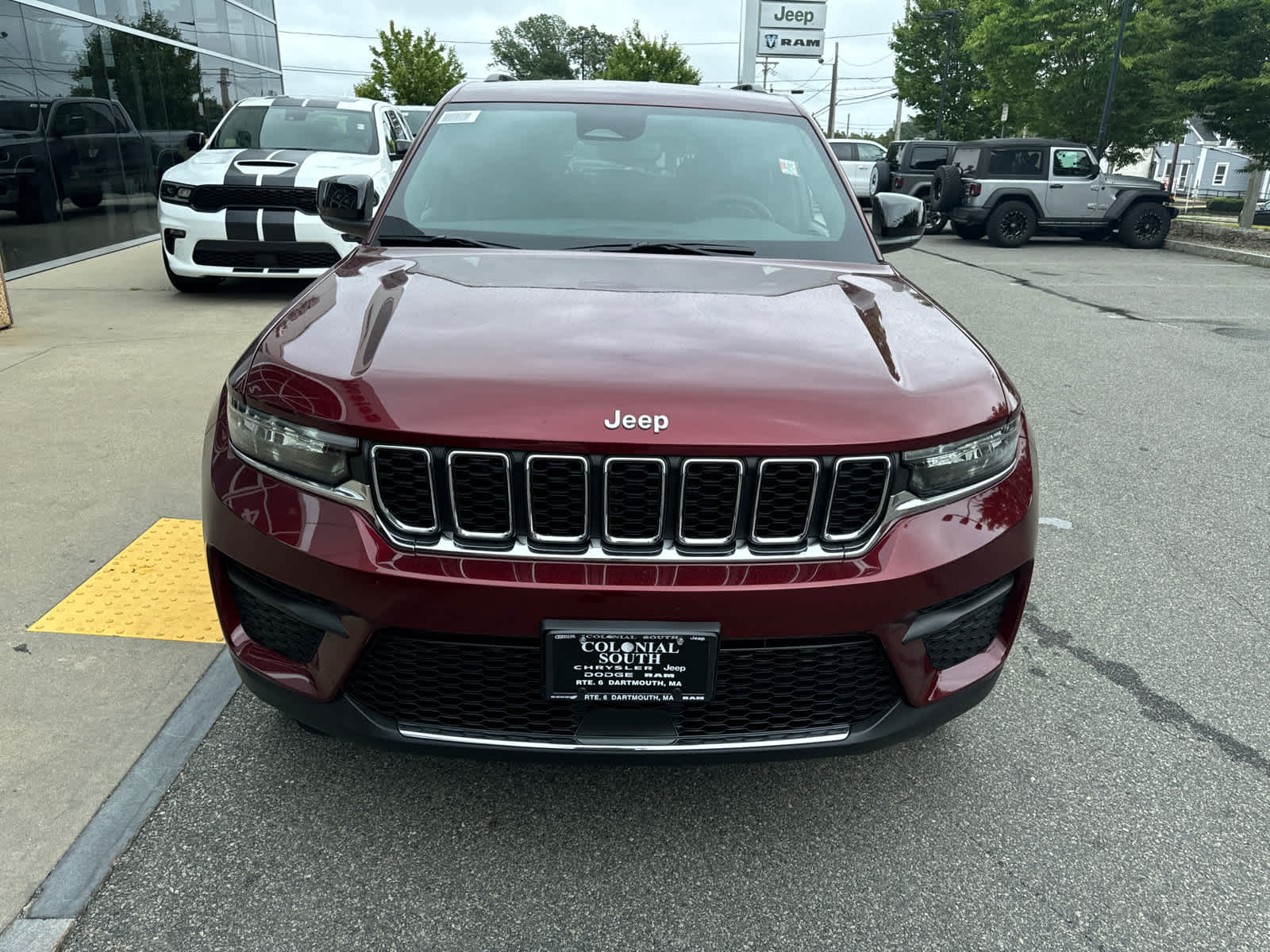 new 2024 Jeep Grand Cherokee car, priced at $34,913