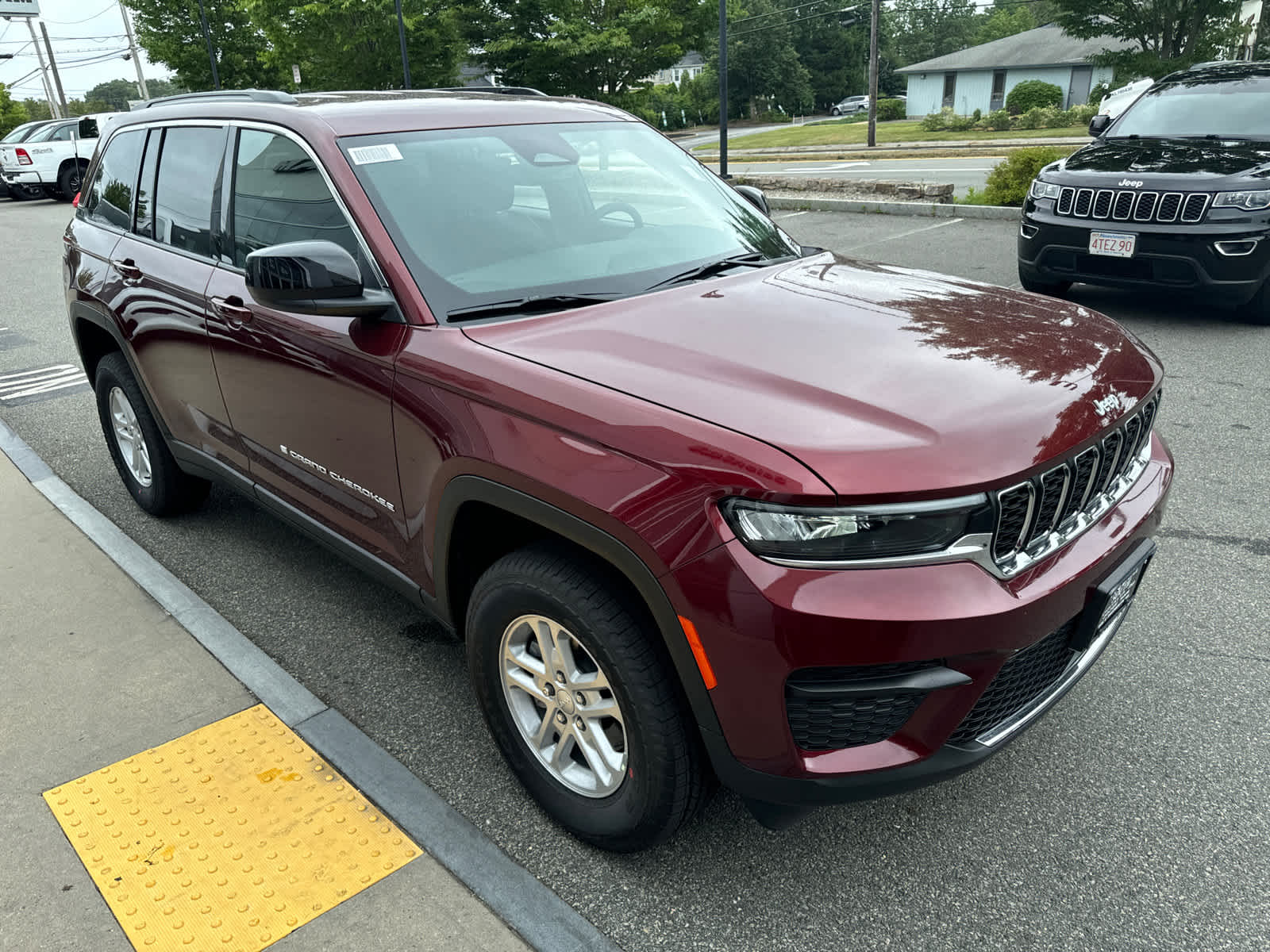 new 2024 Jeep Grand Cherokee car, priced at $36,593