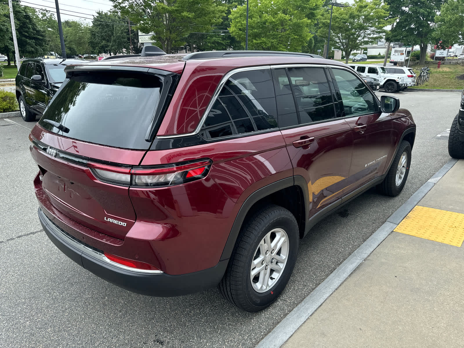 new 2024 Jeep Grand Cherokee car, priced at $34,913