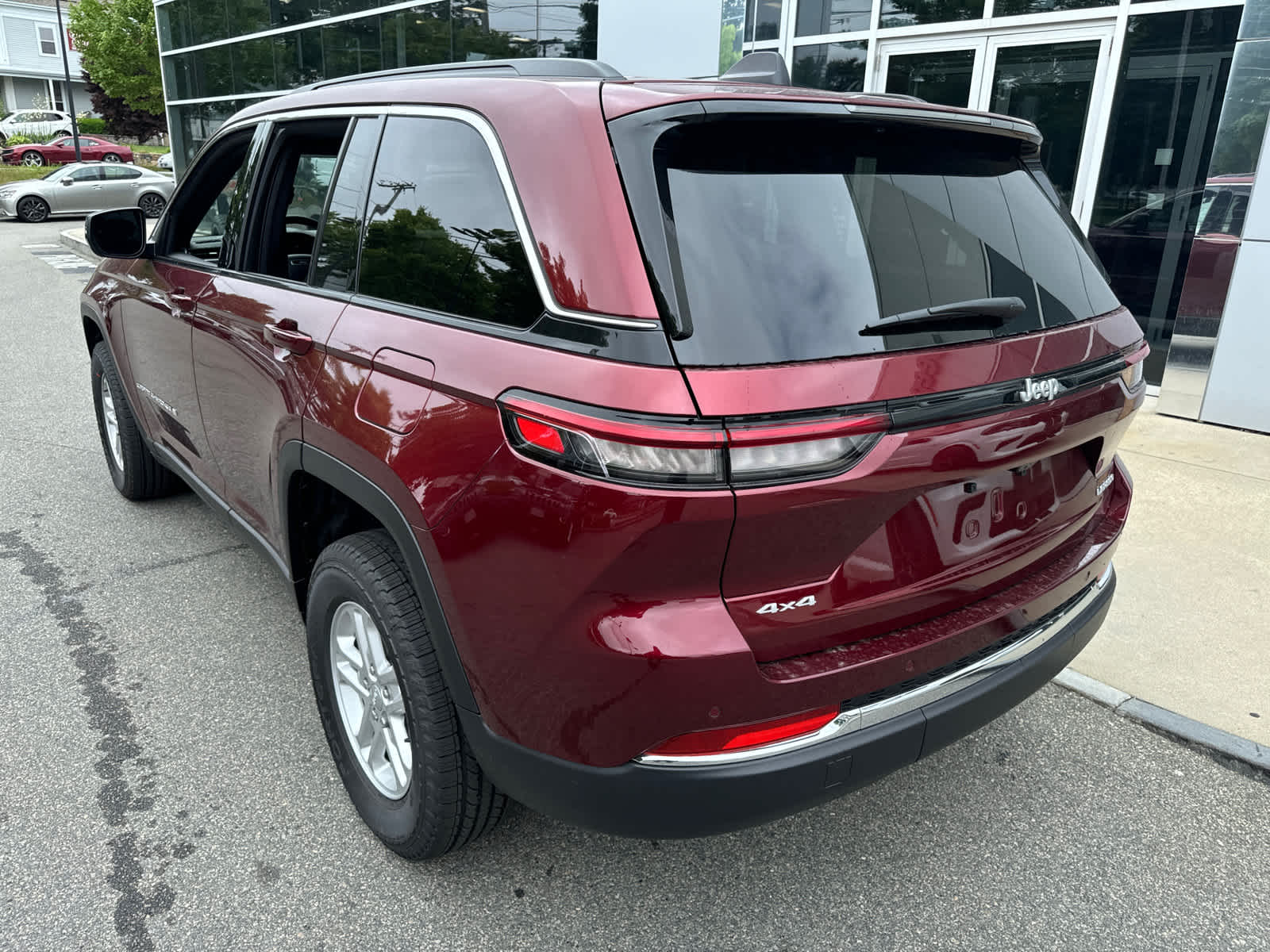 new 2024 Jeep Grand Cherokee car, priced at $34,913