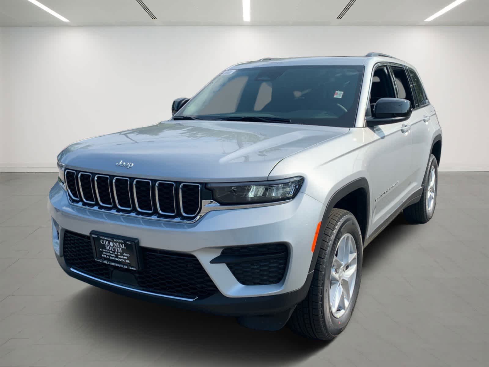 new 2025 Jeep Grand Cherokee car, priced at $36,440