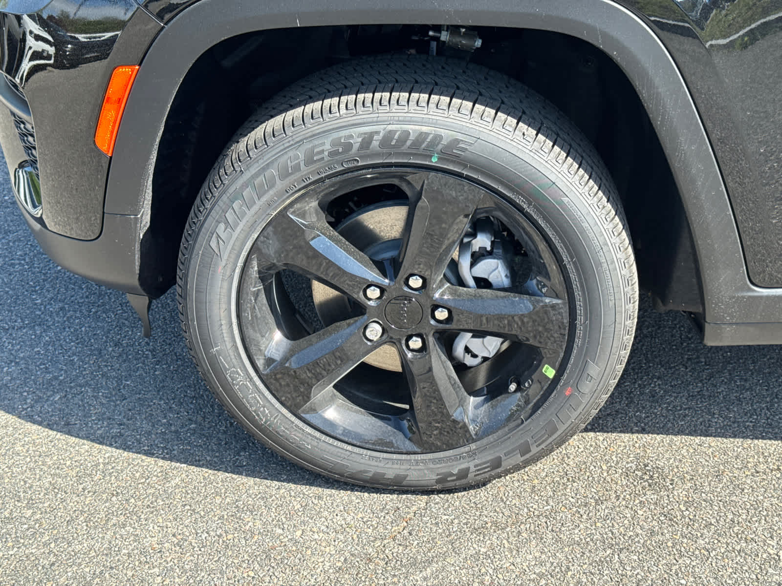 new 2025 Jeep Grand Cherokee car, priced at $40,063