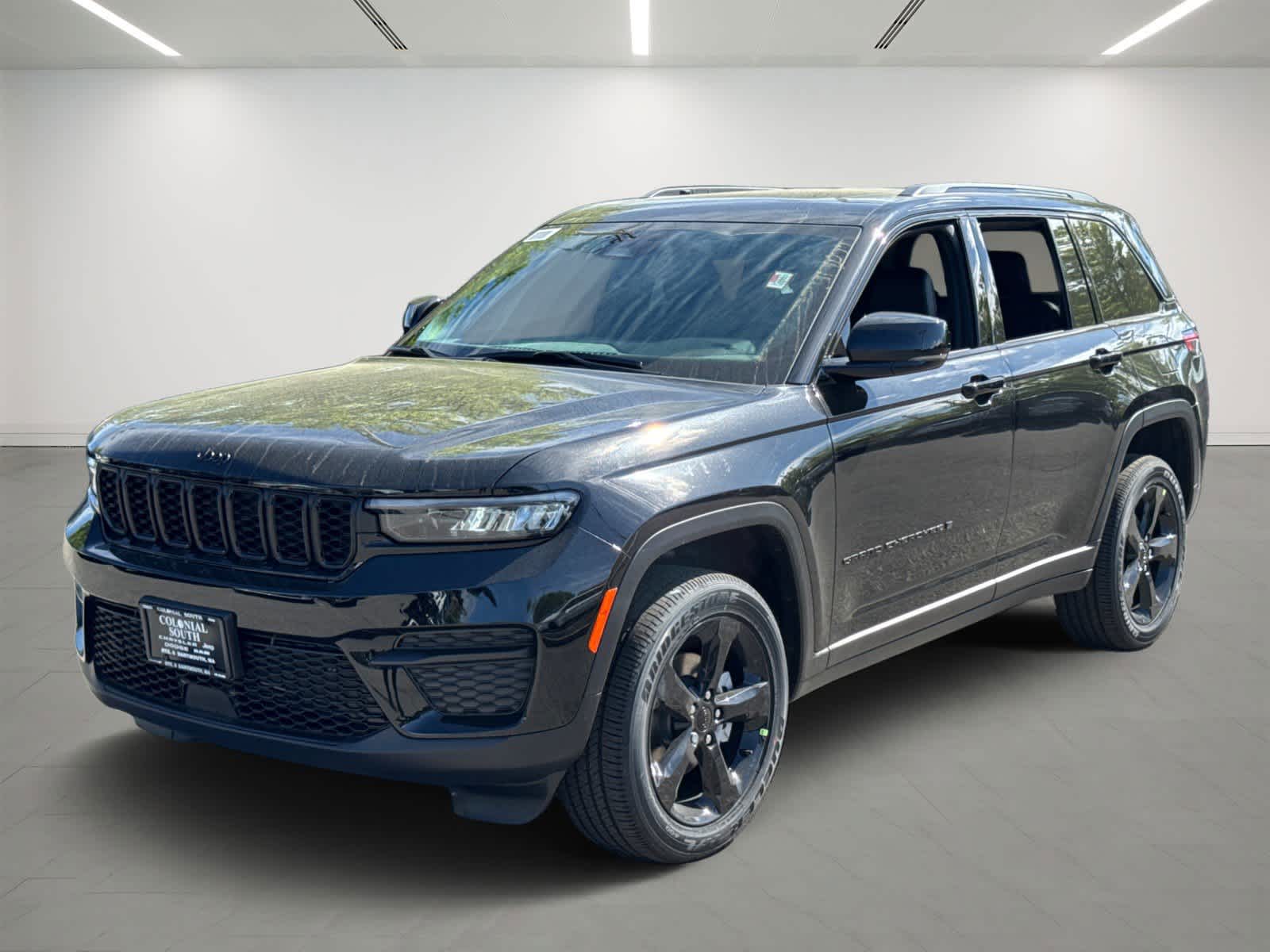 new 2025 Jeep Grand Cherokee car, priced at $40,063
