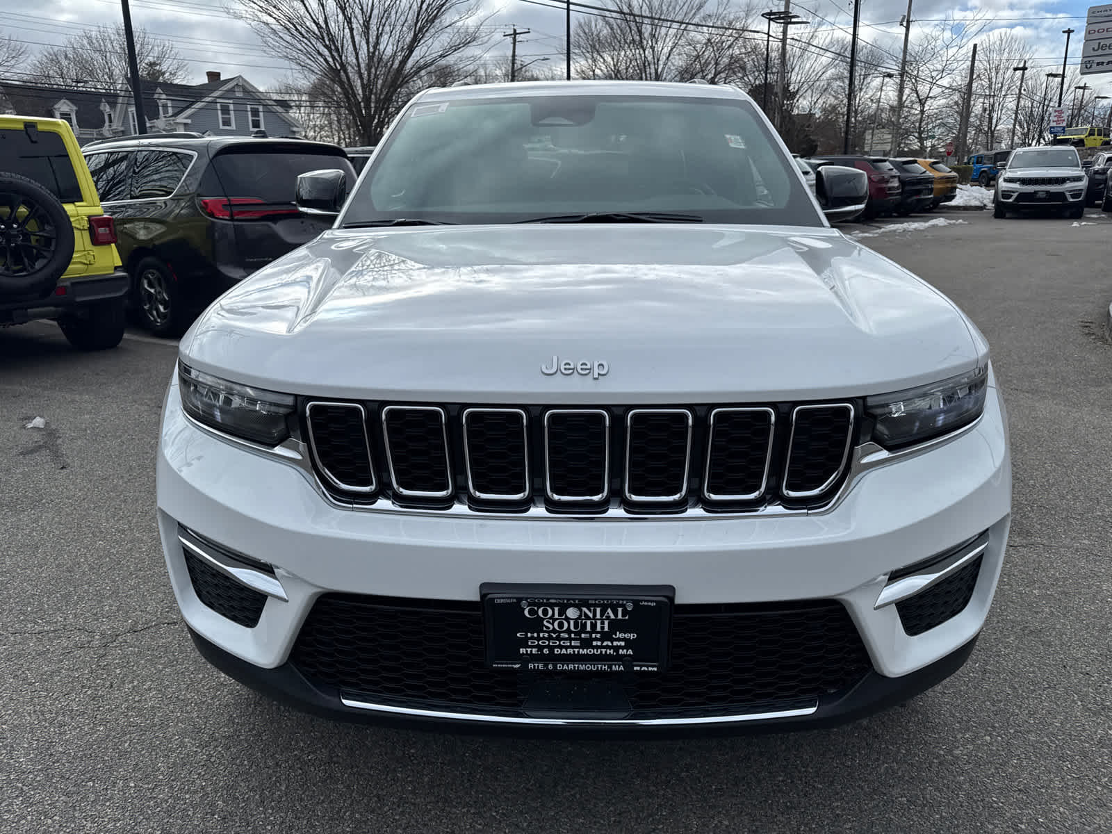 new 2025 Jeep Grand Cherokee car, priced at $42,900