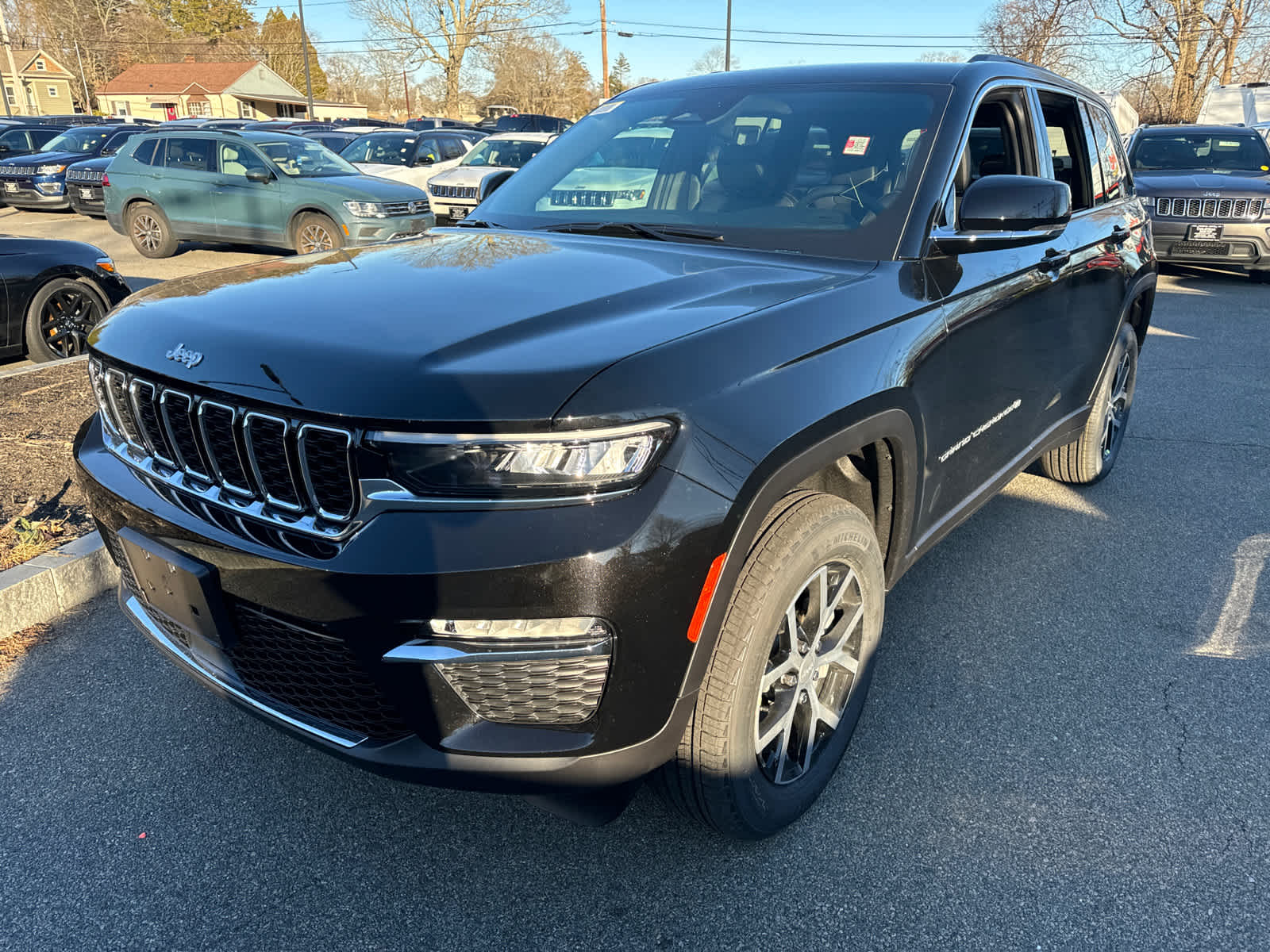 new 2025 Jeep Grand Cherokee car, priced at $41,063