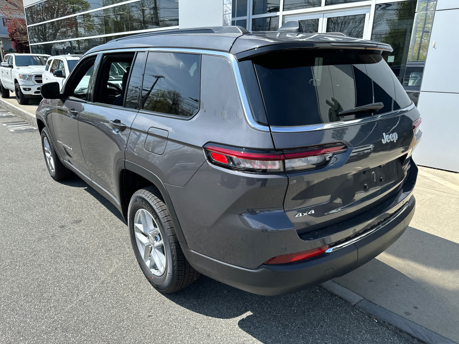 new 2024 Jeep Grand Cherokee L car, priced at $36,860