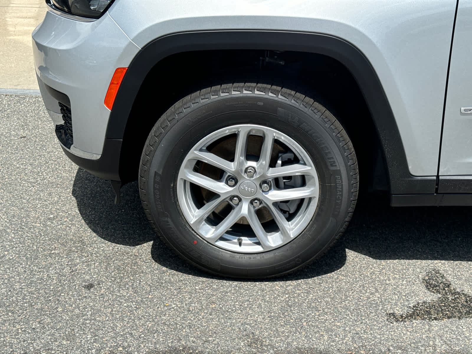 new 2024 Jeep Grand Cherokee L car, priced at $39,873