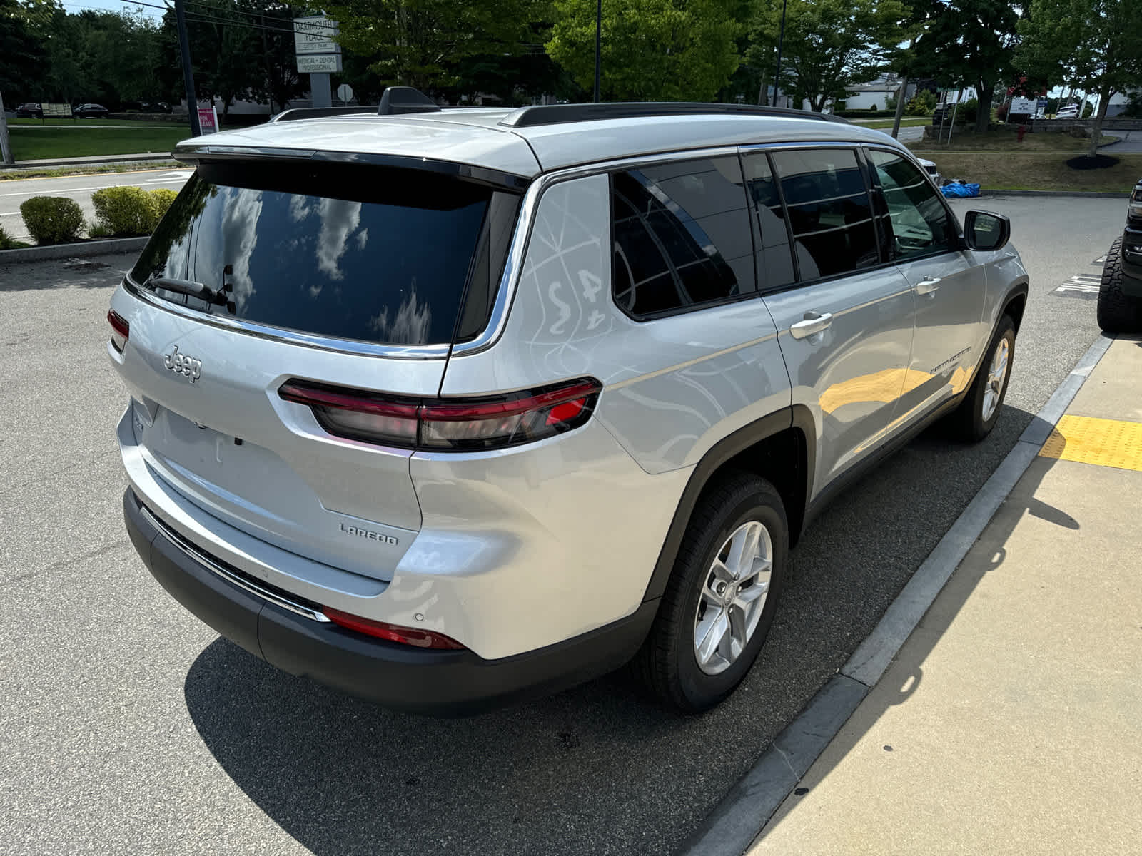 new 2024 Jeep Grand Cherokee L car, priced at $39,873