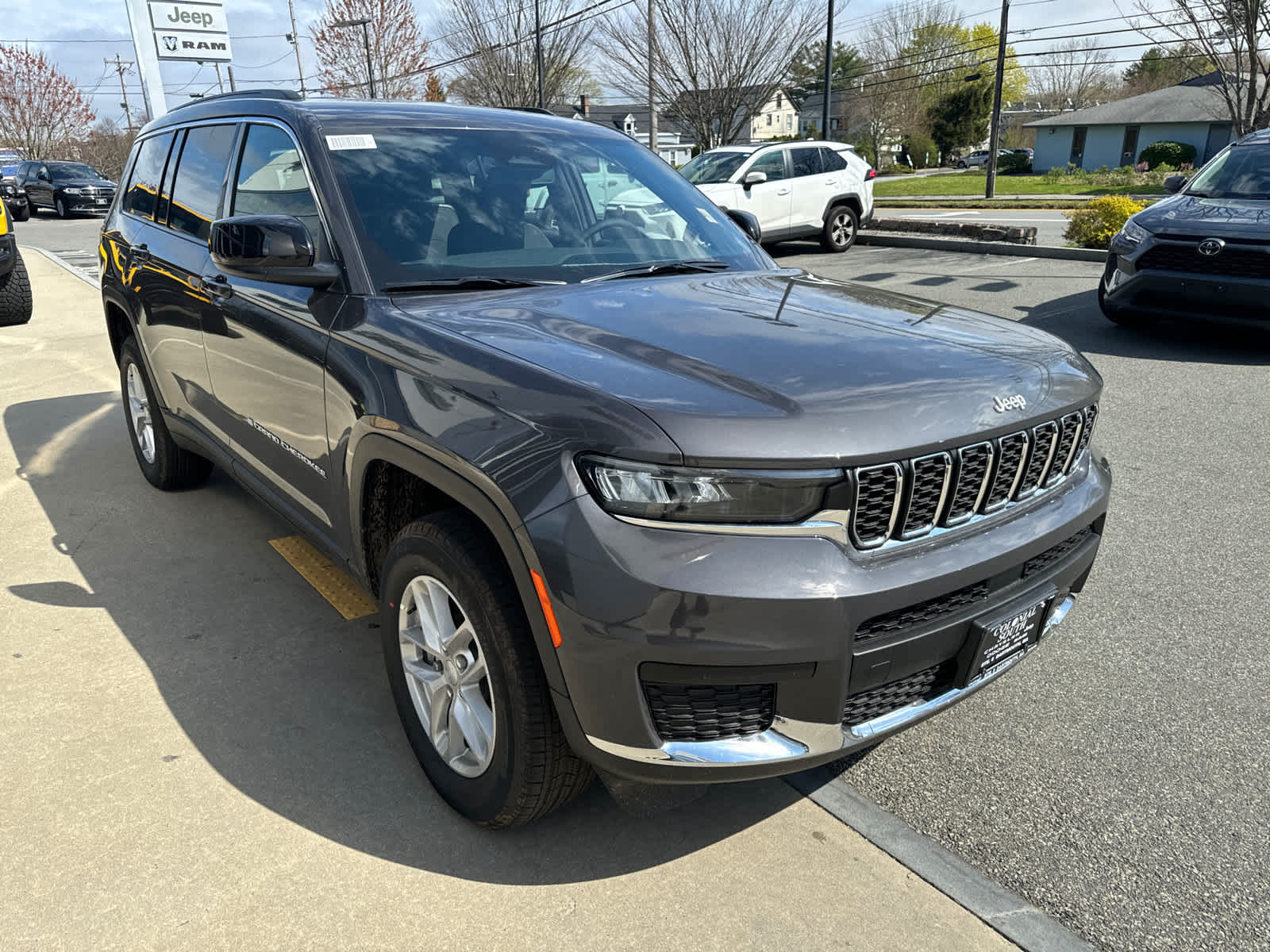 new 2024 Jeep Grand Cherokee L car, priced at $37,360