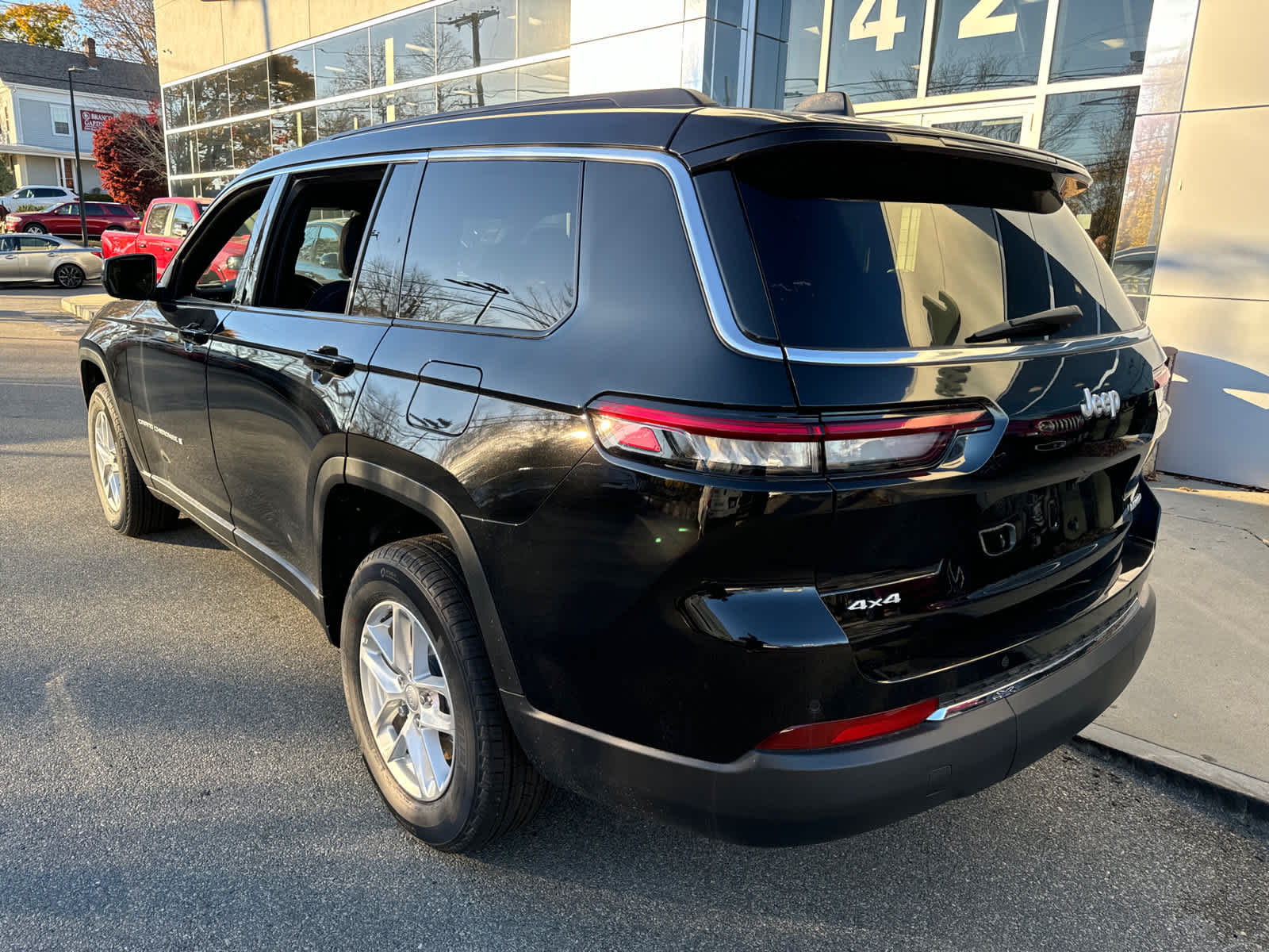 new 2024 Jeep Grand Cherokee L car, priced at $36,504