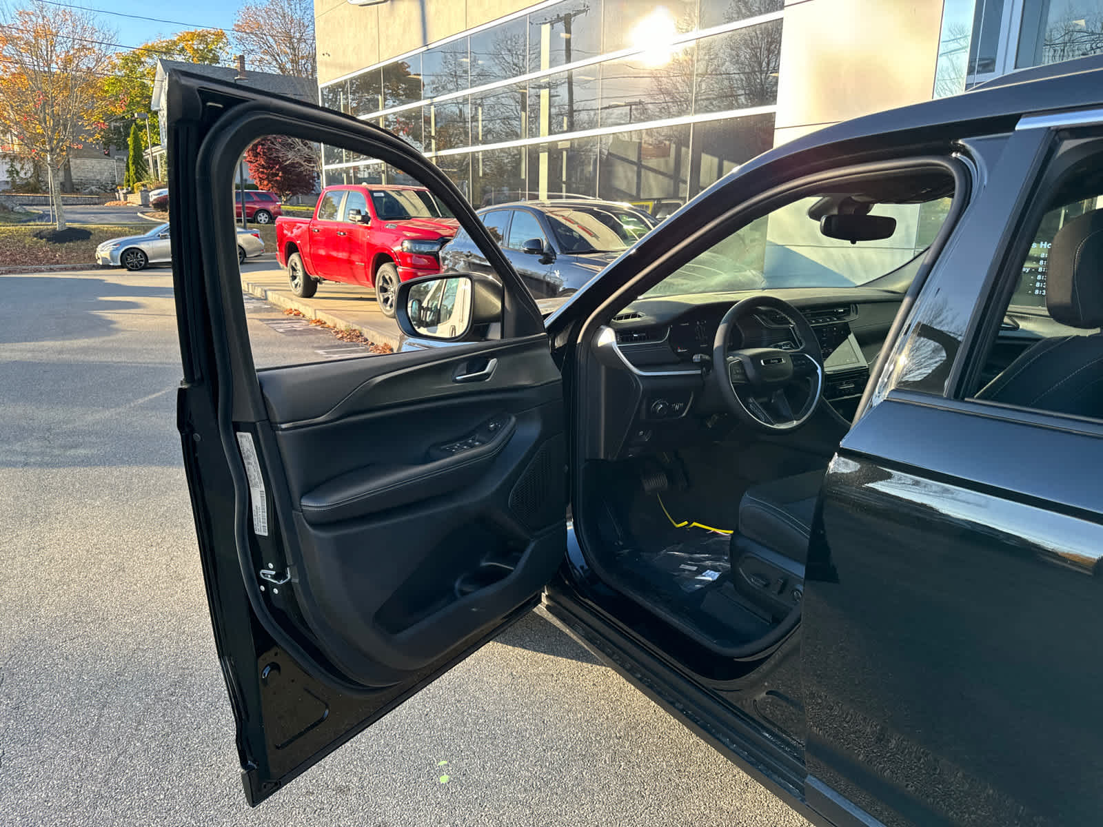 new 2024 Jeep Grand Cherokee L car, priced at $36,504