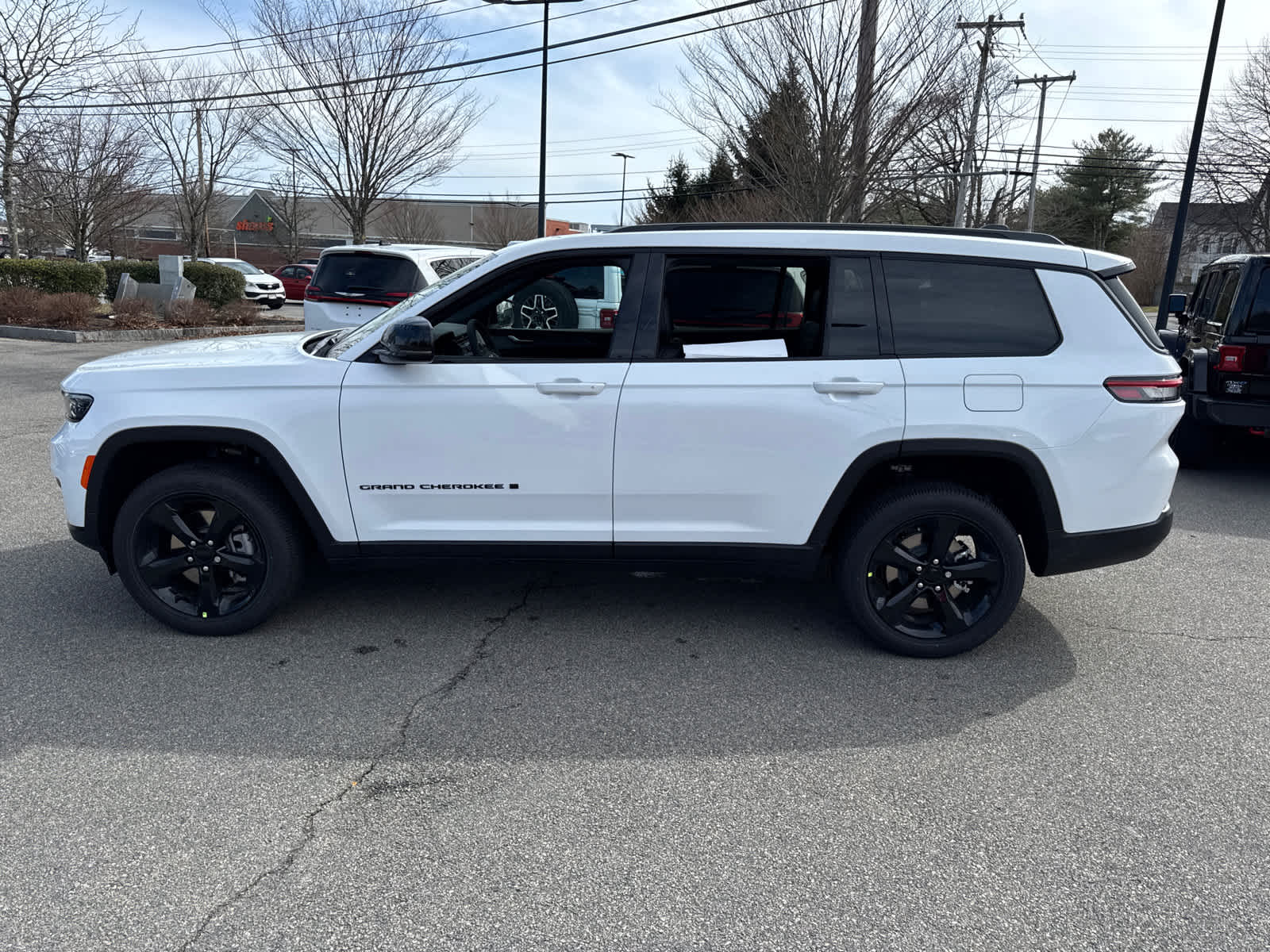 new 2025 Jeep Grand Cherokee L car, priced at $42,456