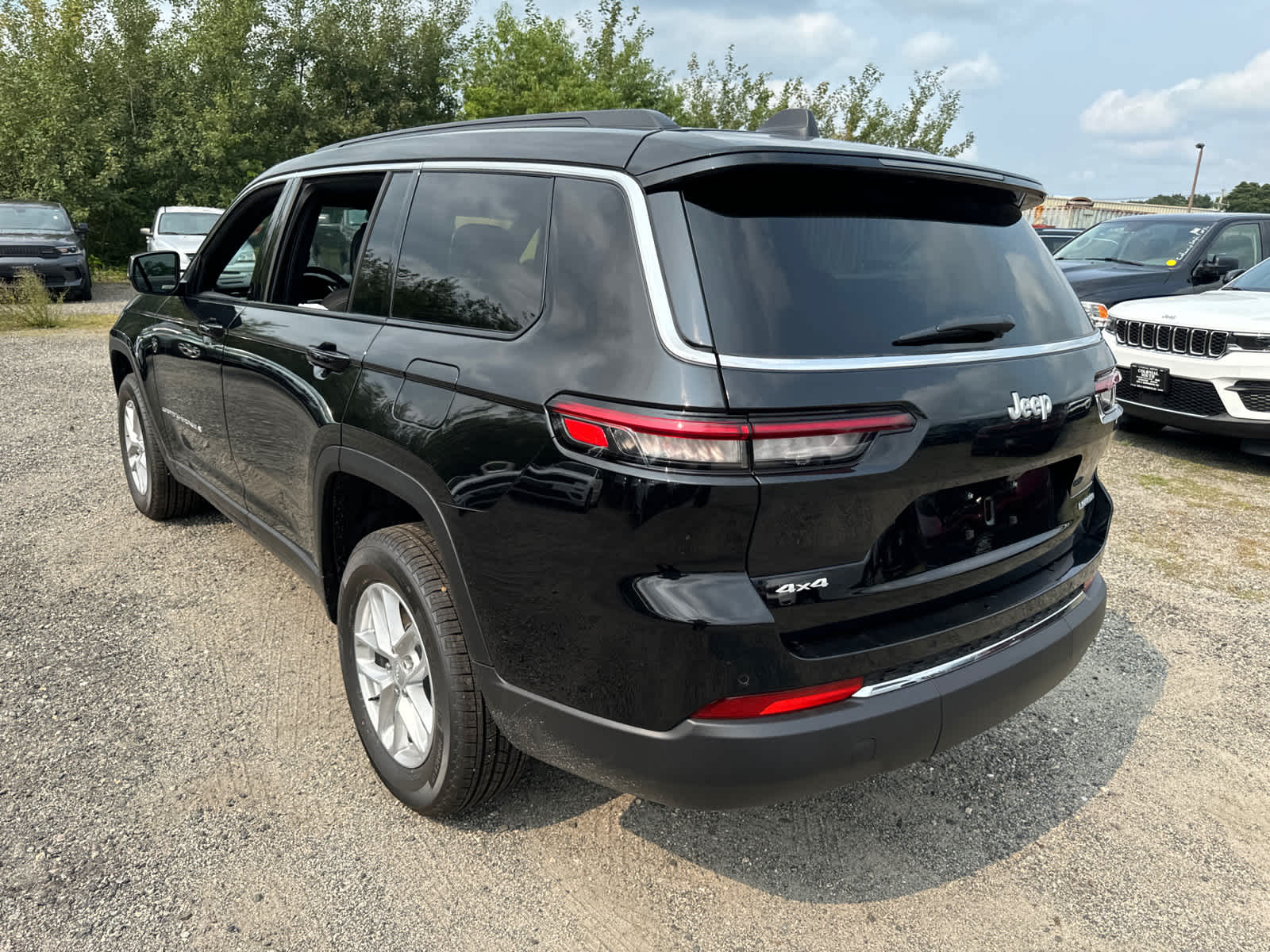 new 2024 Jeep Grand Cherokee L car, priced at $37,373