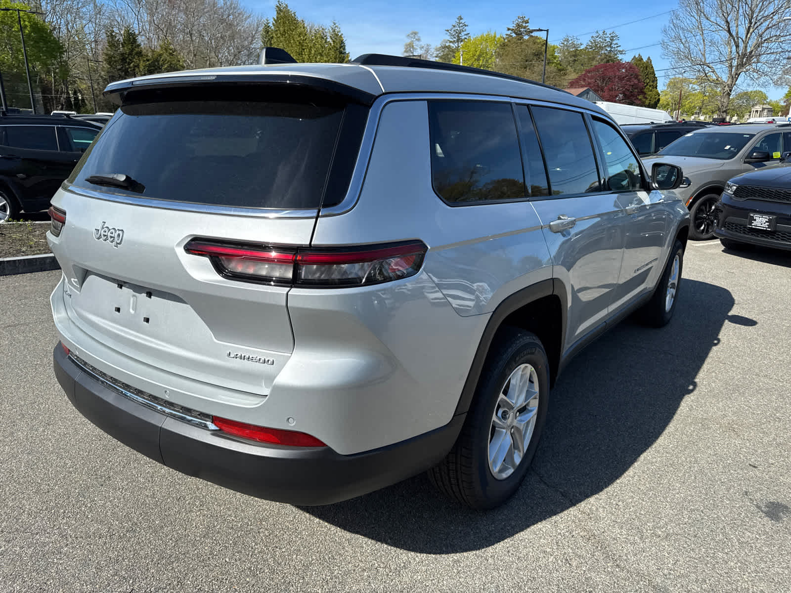 new 2025 Jeep Grand Cherokee L car, priced at $41,634
