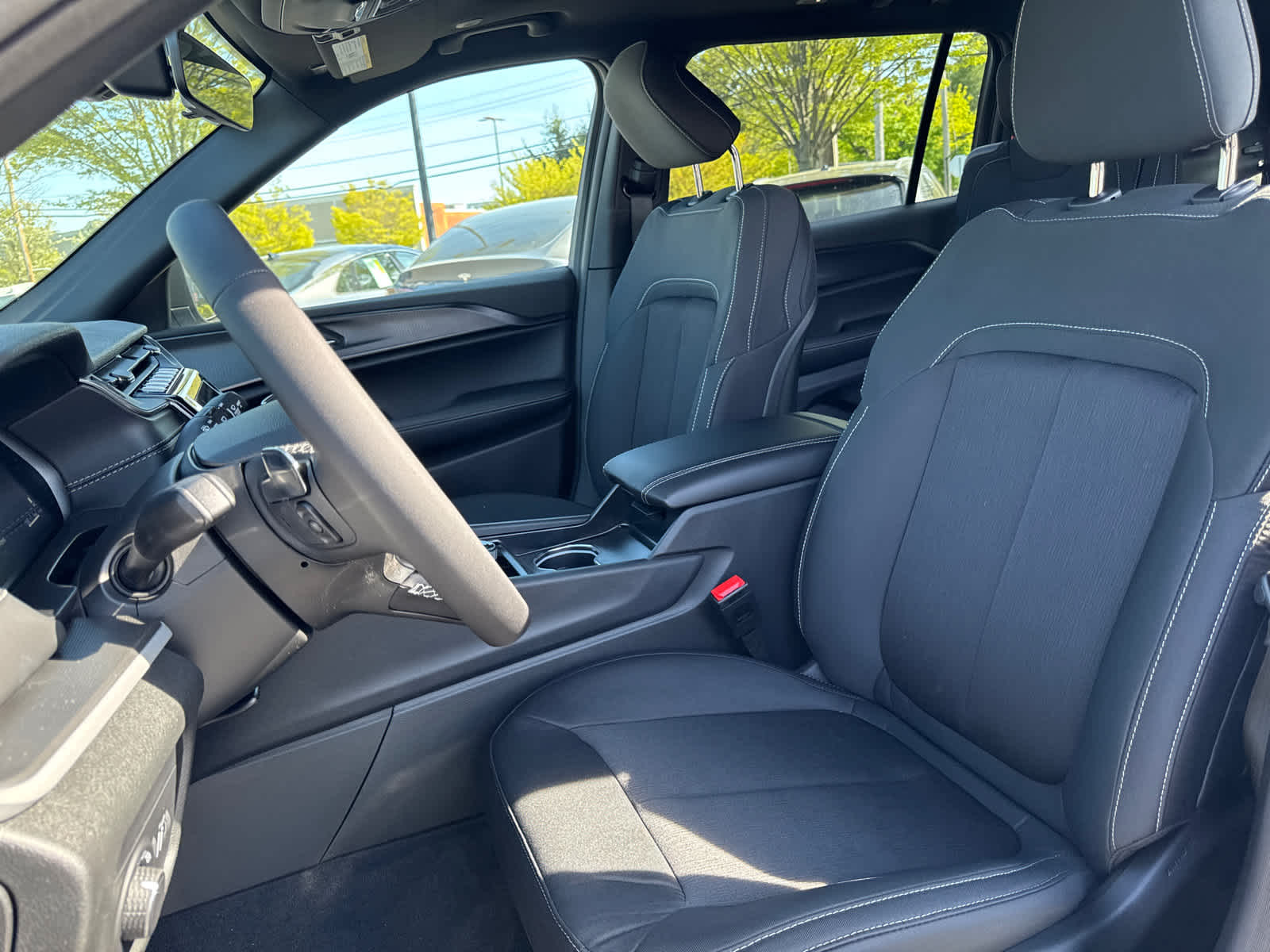 new 2025 Jeep Grand Cherokee L car, priced at $41,634