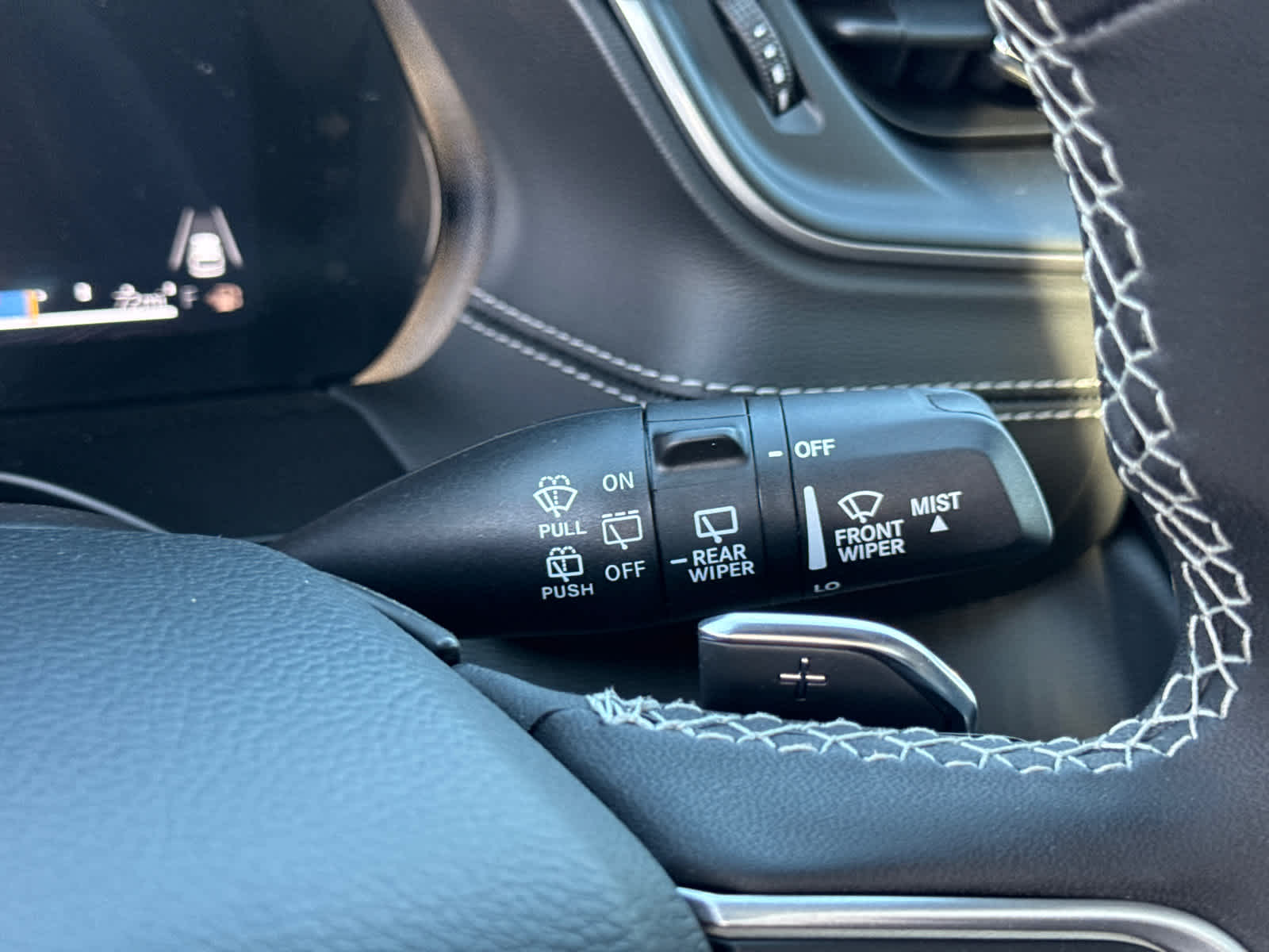 new 2025 Jeep Grand Cherokee L car, priced at $41,634