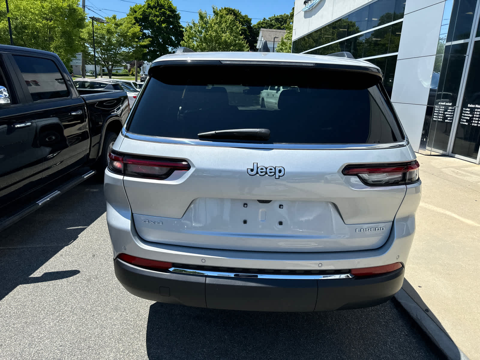 new 2024 Jeep Grand Cherokee L car, priced at $39,873