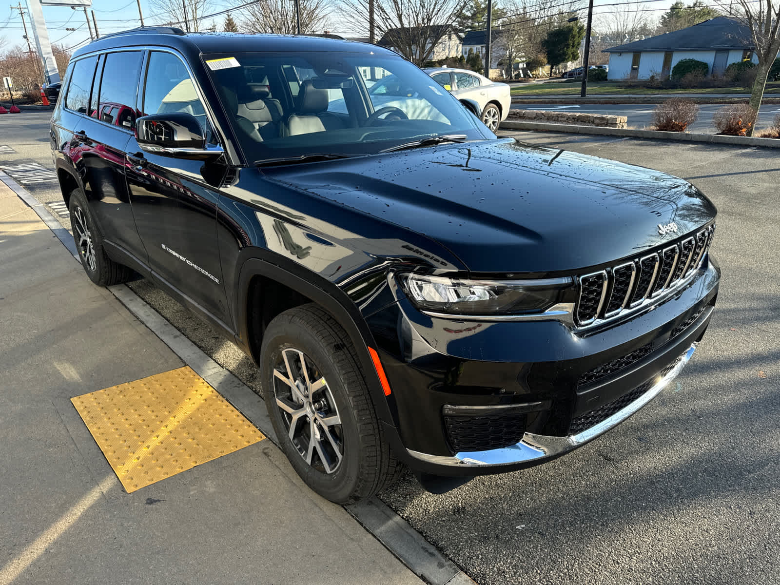 new 2025 Jeep Grand Cherokee L car, priced at $48,110