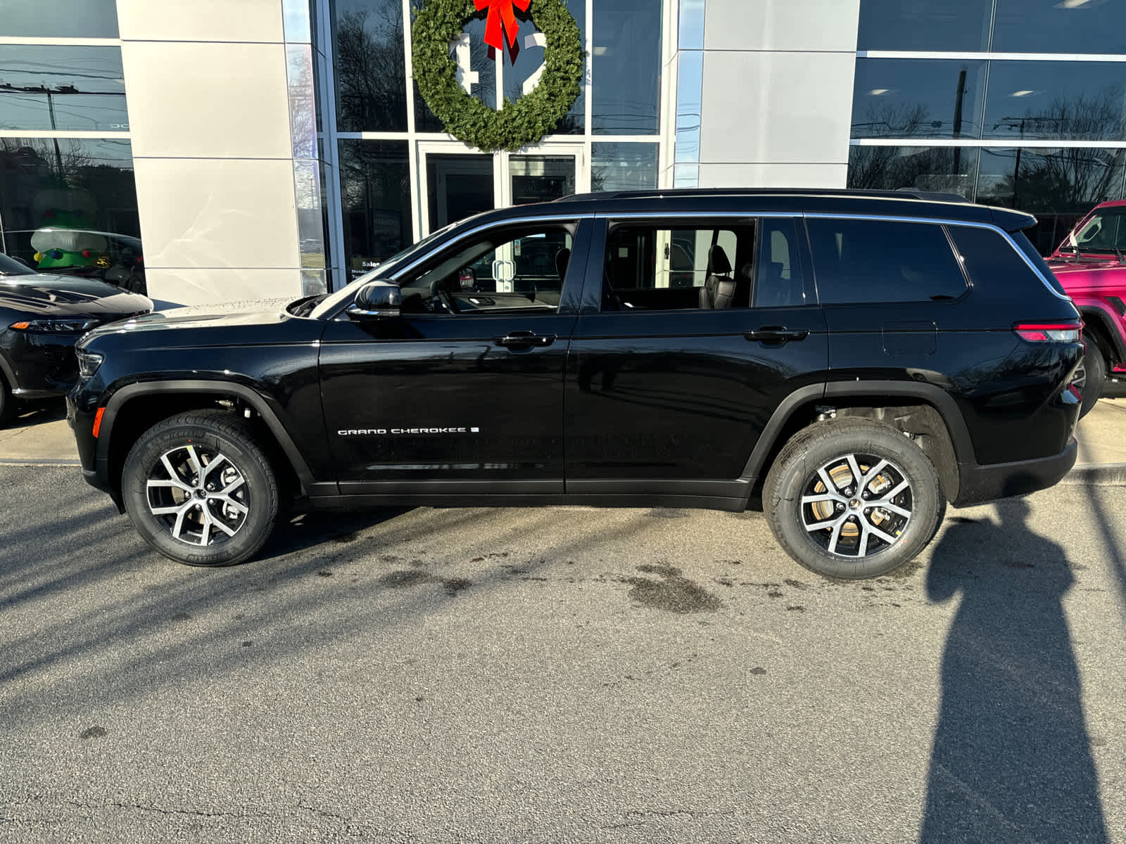 new 2025 Jeep Grand Cherokee L car, priced at $48,110