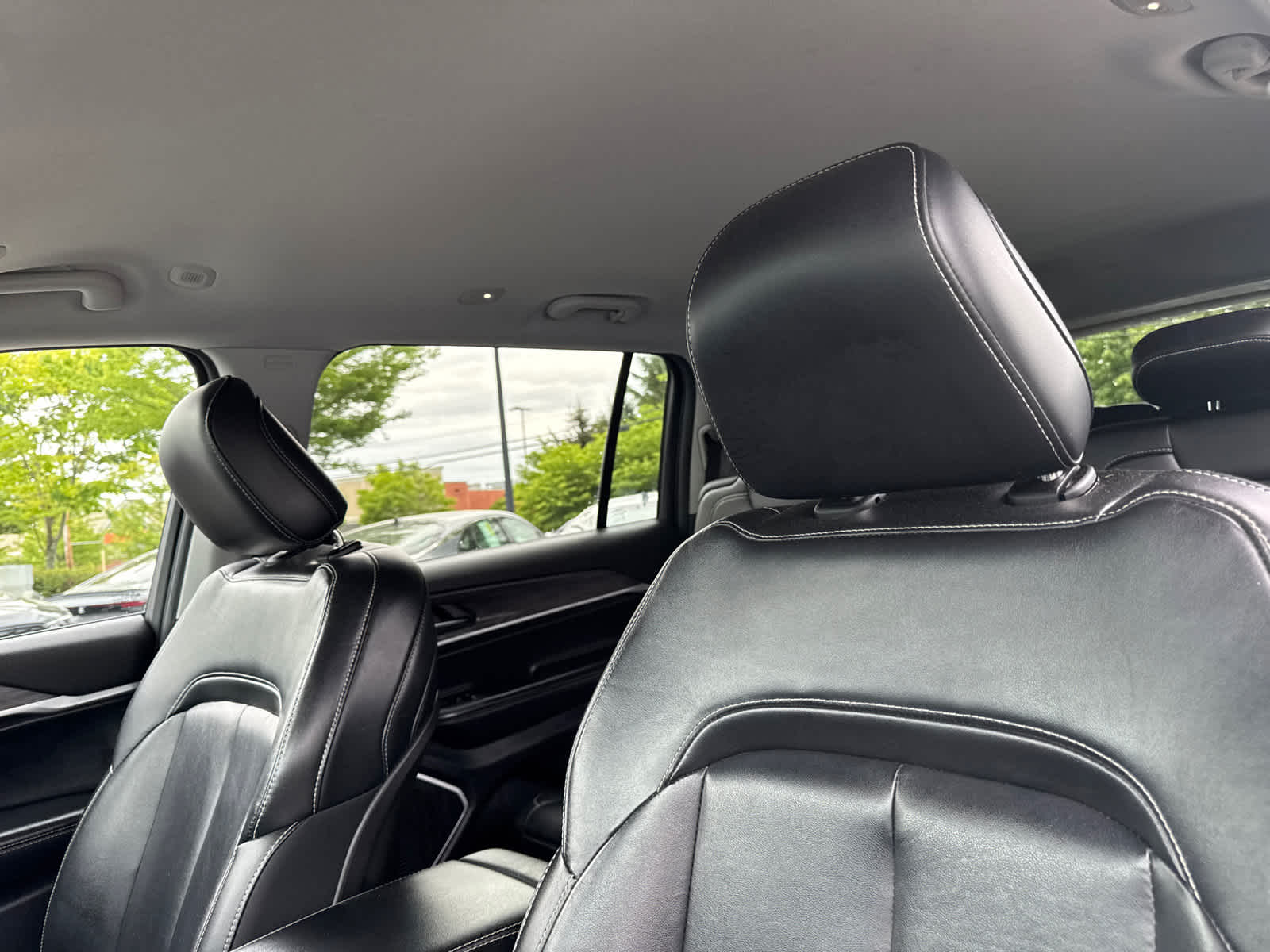 used 2021 Jeep Grand Cherokee L car, priced at $28,400