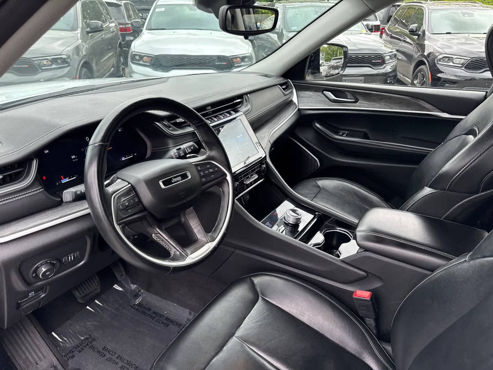 used 2021 Jeep Grand Cherokee L car, priced at $28,400