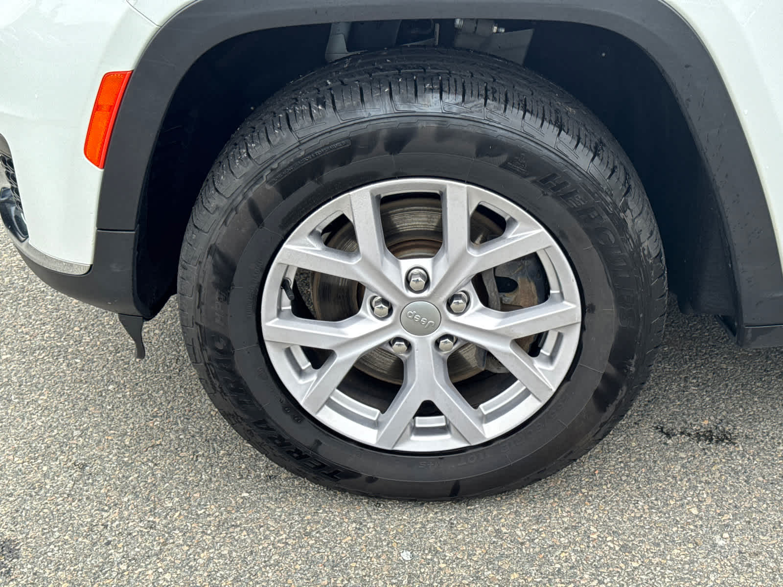 used 2021 Jeep Grand Cherokee L car, priced at $28,400