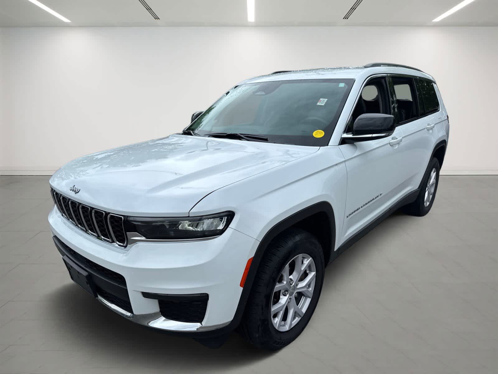used 2021 Jeep Grand Cherokee L car, priced at $28,400