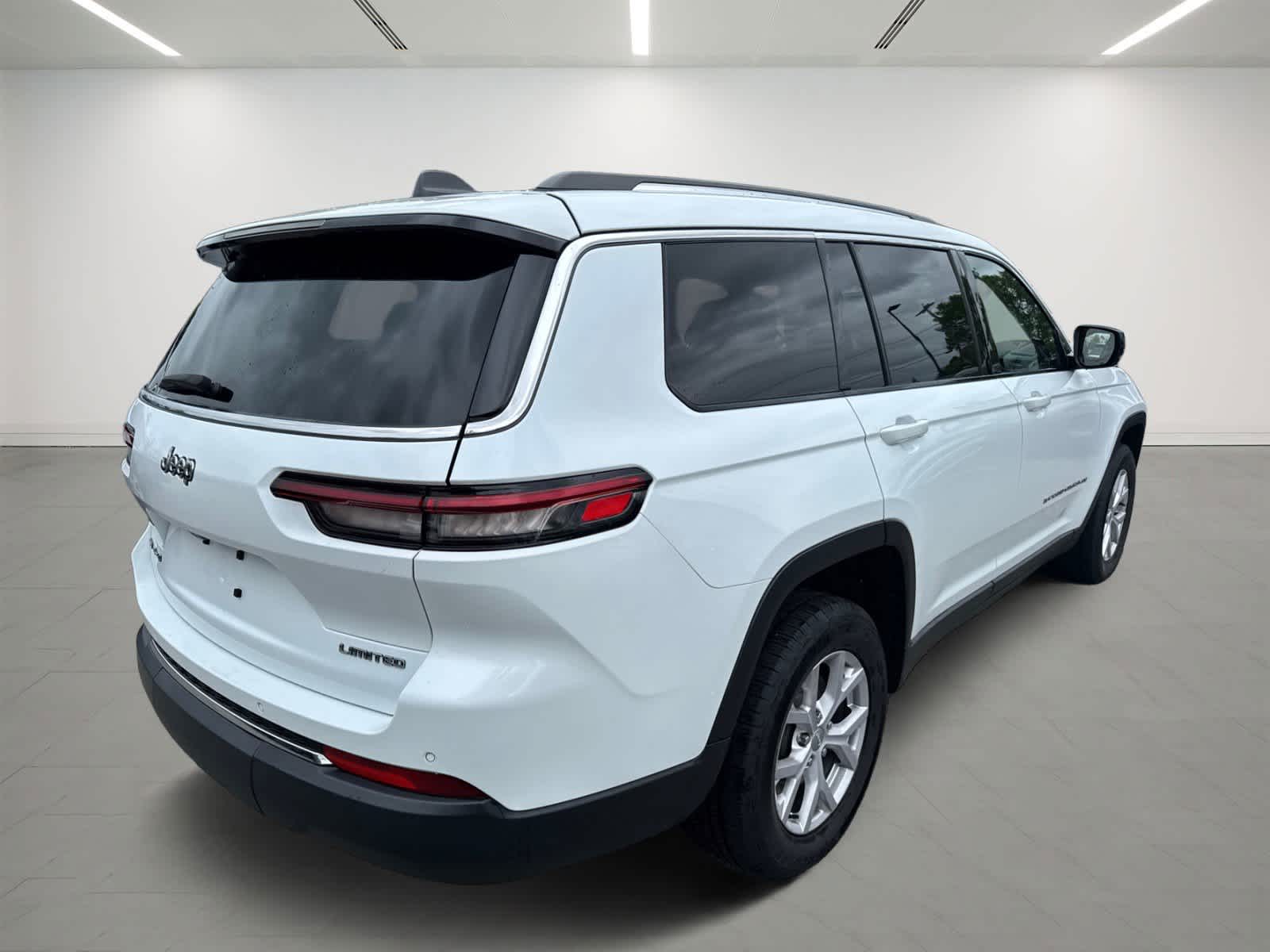 used 2021 Jeep Grand Cherokee L car, priced at $28,400