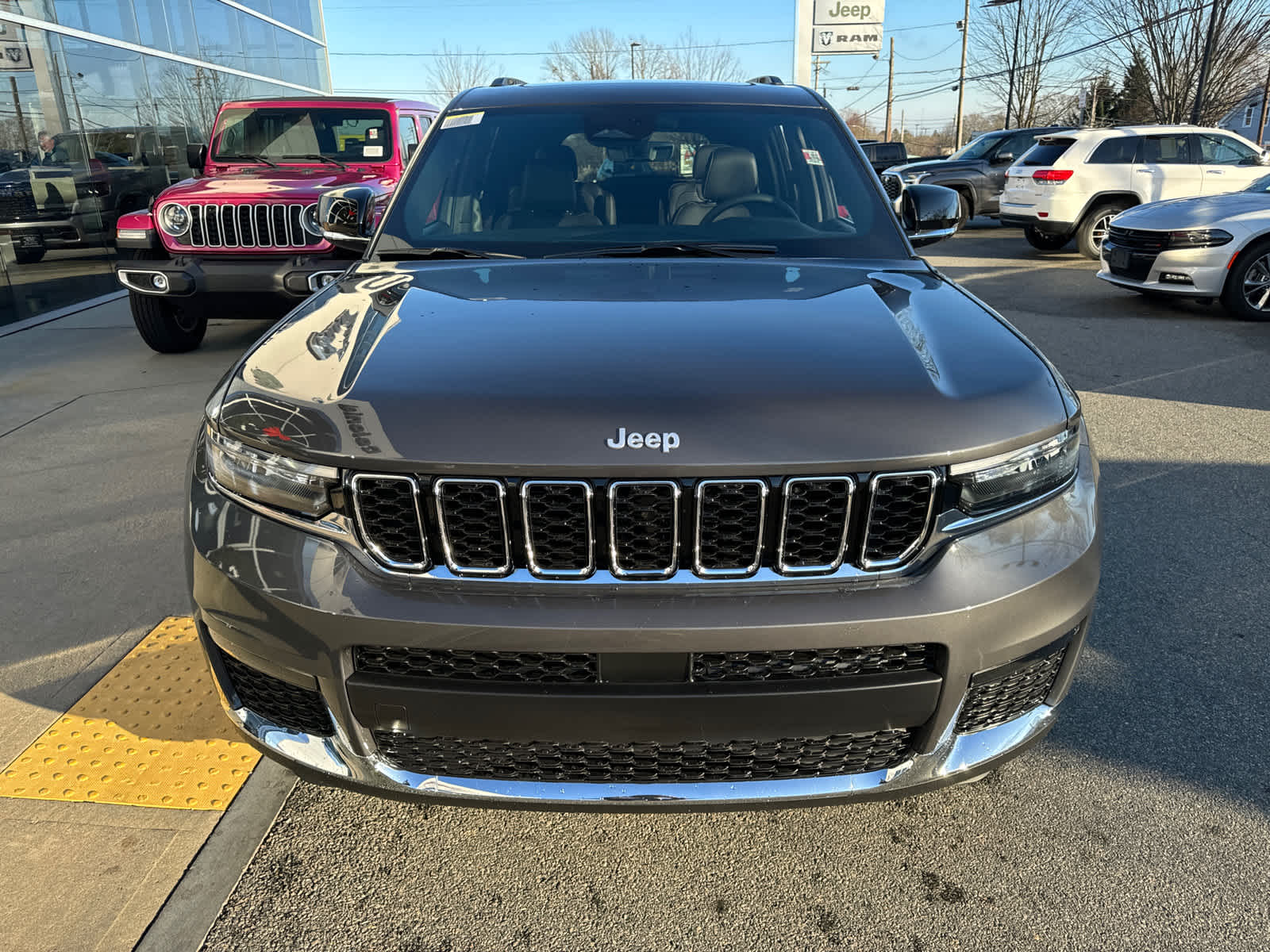 new 2025 Jeep Grand Cherokee L car, priced at $44,534