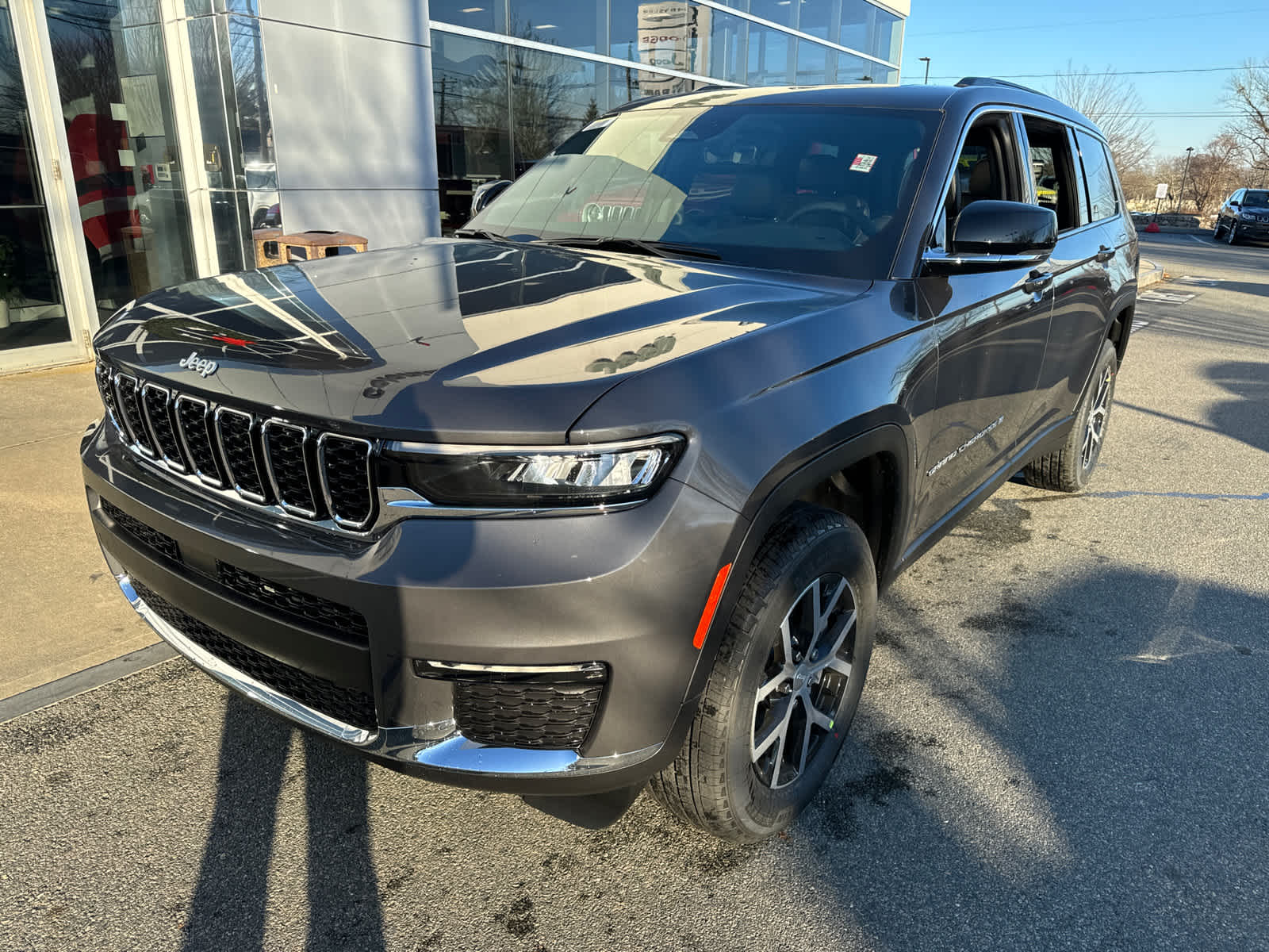 new 2025 Jeep Grand Cherokee L car, priced at $44,534