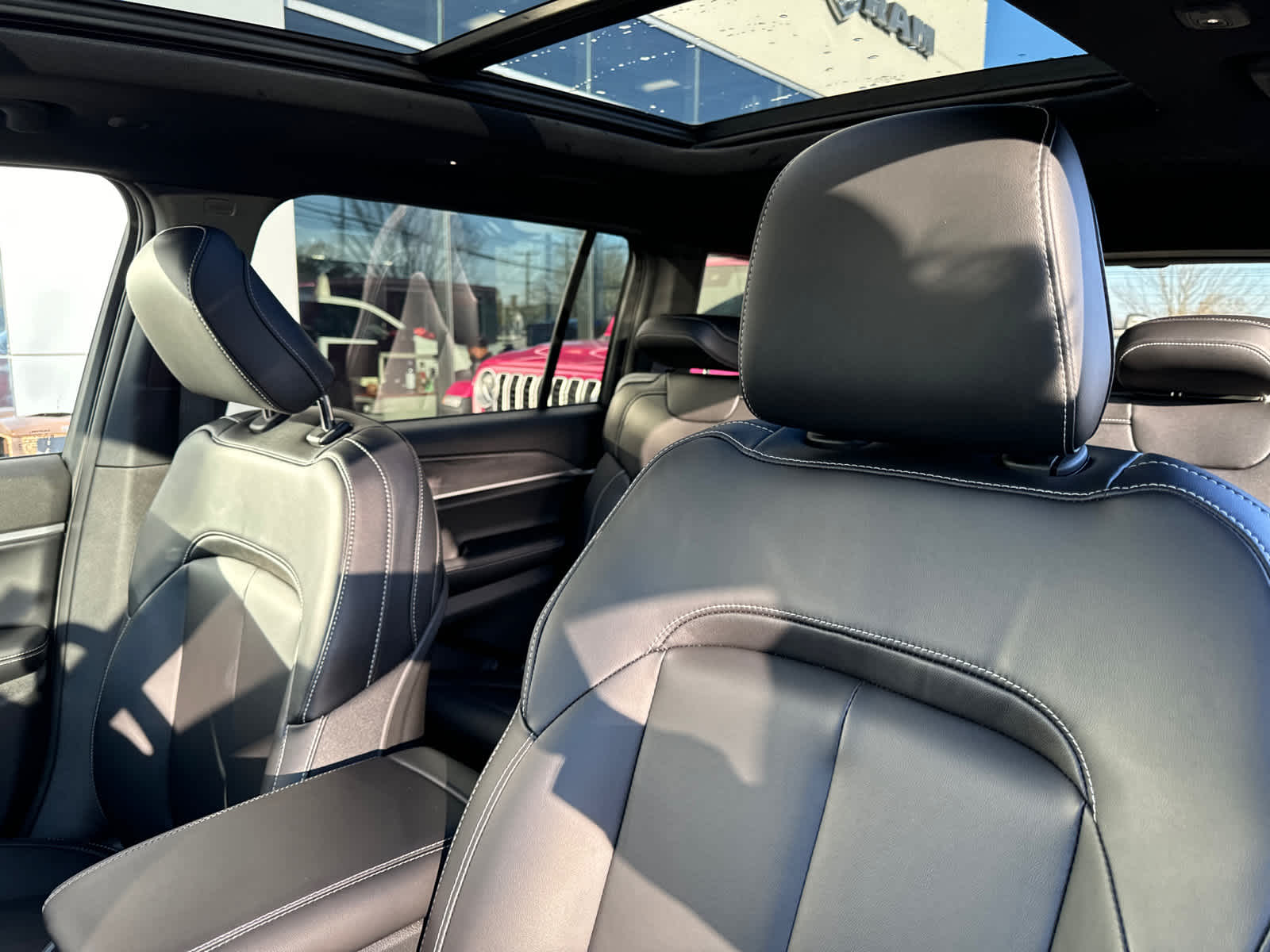 new 2025 Jeep Grand Cherokee L car, priced at $44,534