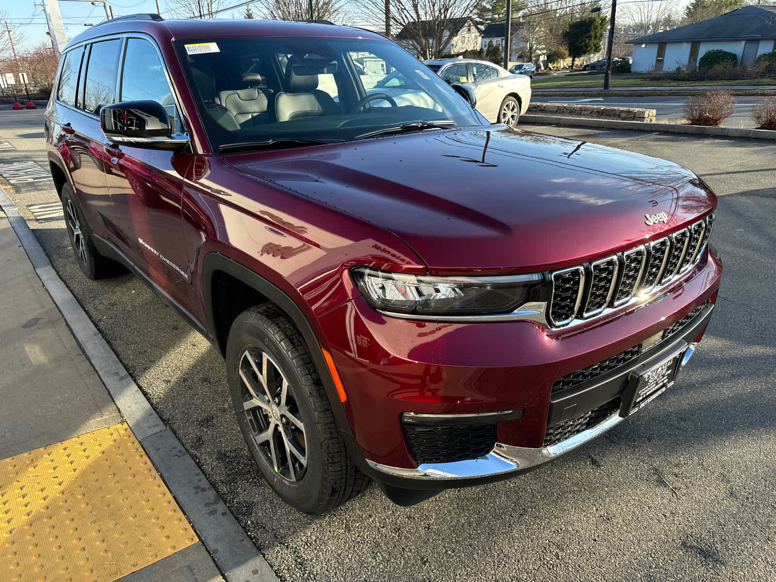 new 2025 Jeep Grand Cherokee L car, priced at $44,534