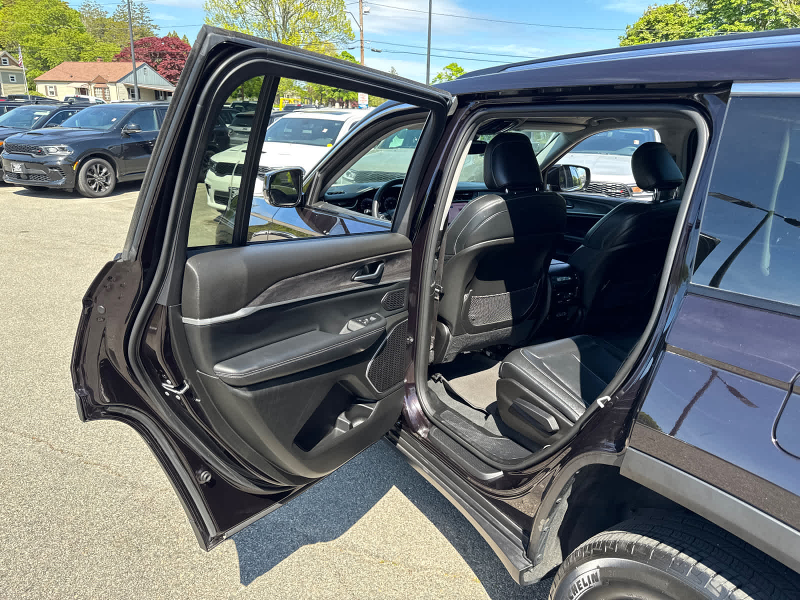used 2022 Jeep Grand Cherokee L car, priced at $34,200