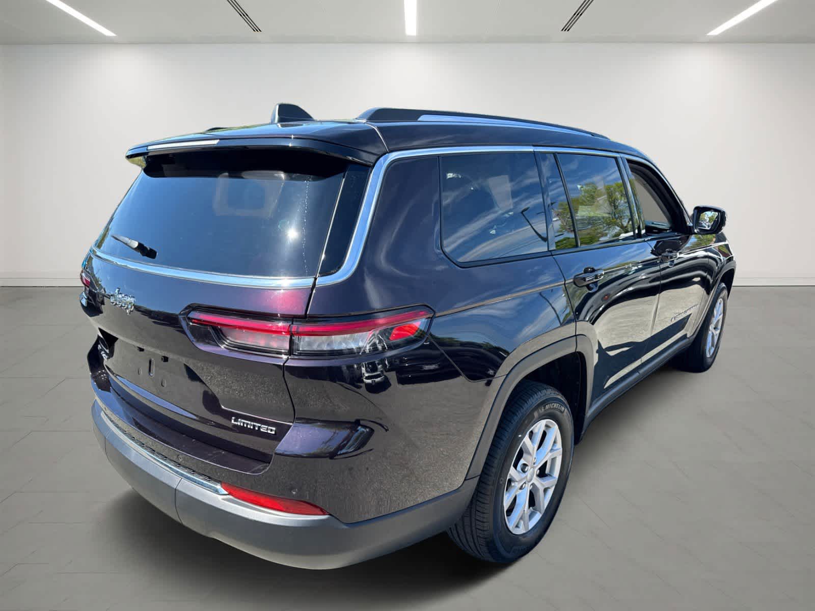 used 2022 Jeep Grand Cherokee L car, priced at $34,200