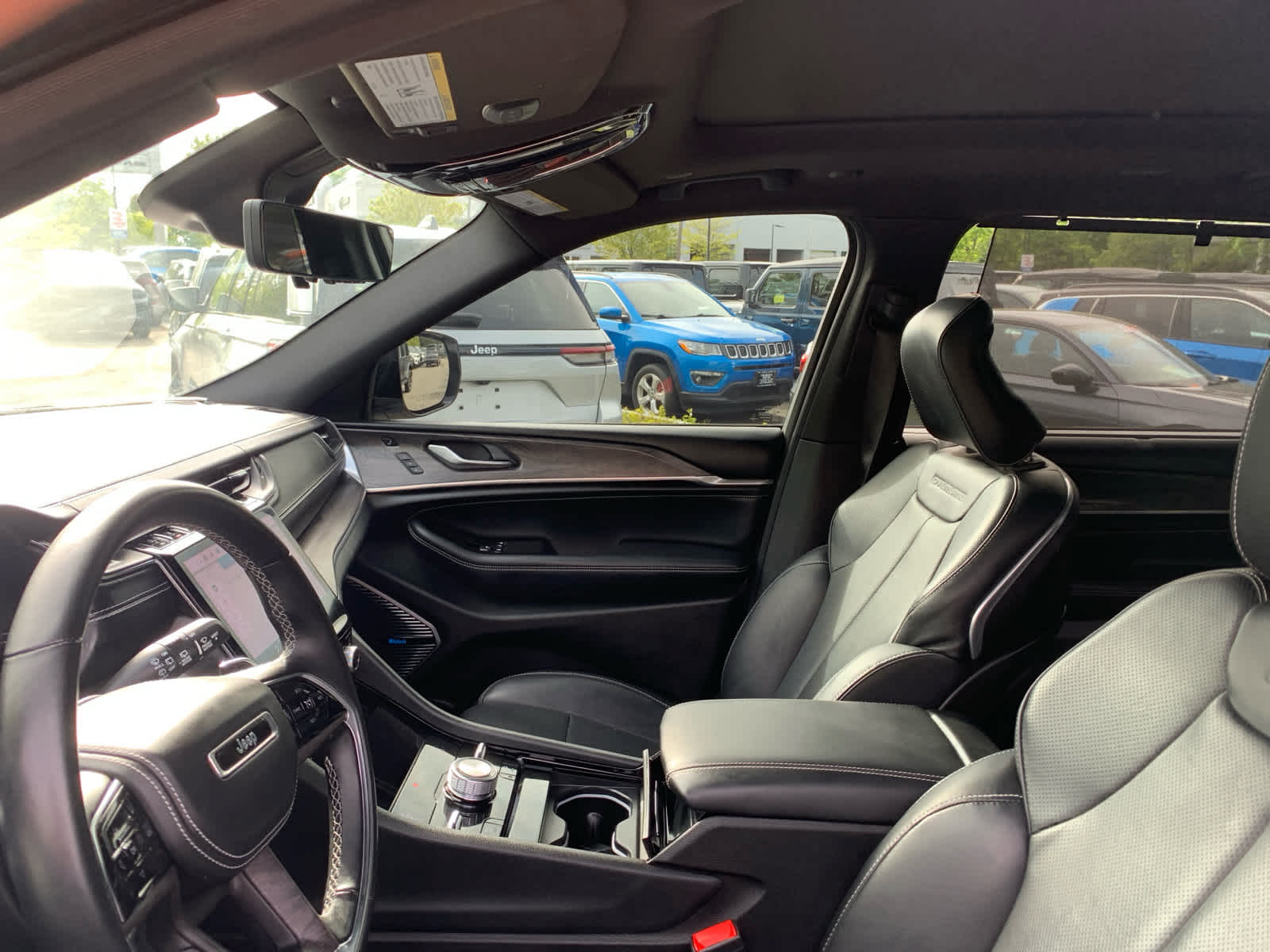 used 2022 Jeep Grand Cherokee L car, priced at $35,900