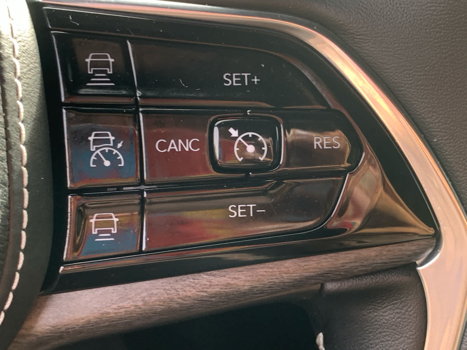 used 2022 Jeep Grand Cherokee L car, priced at $35,900
